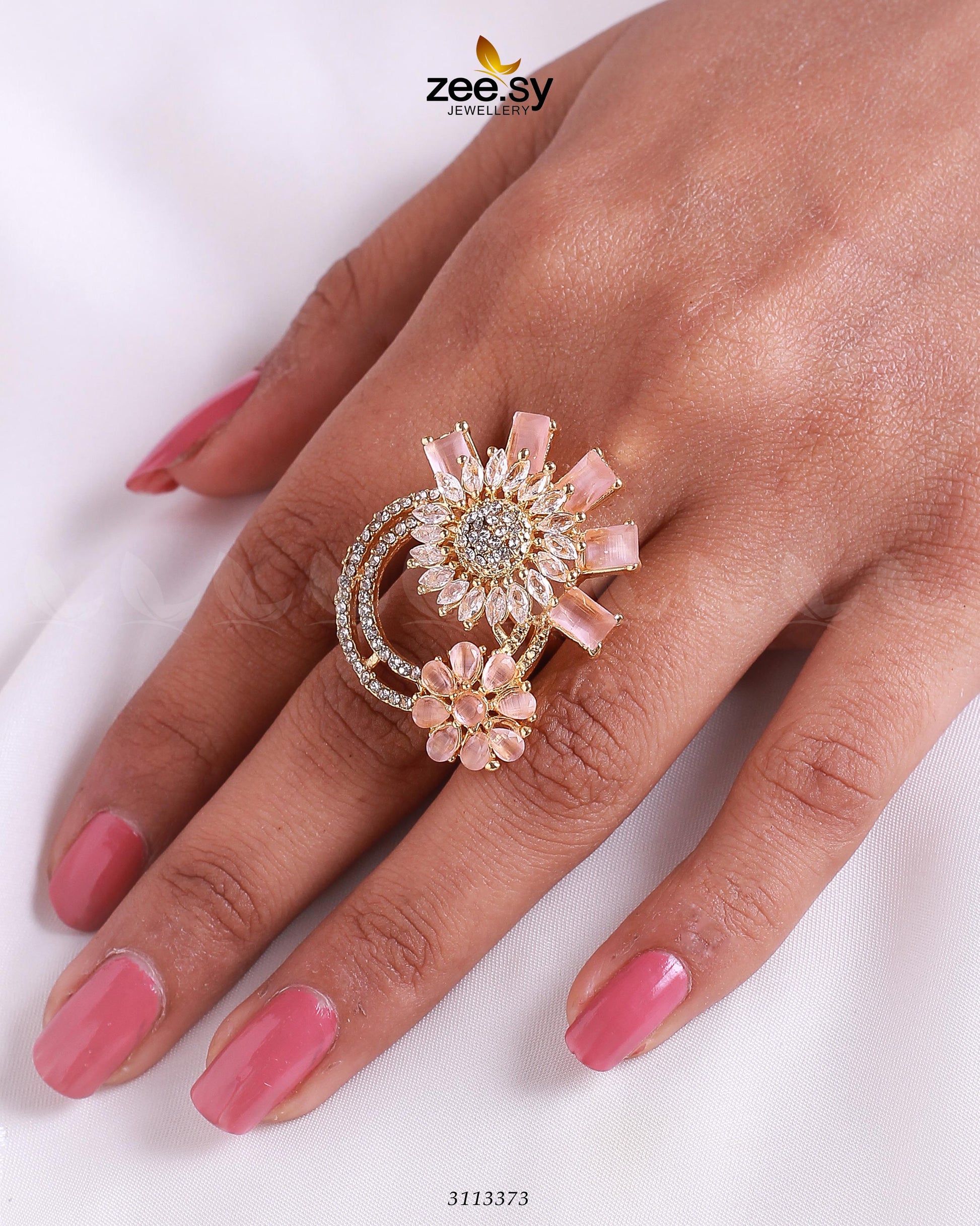 Aima Baig Ring - House Of Zarish