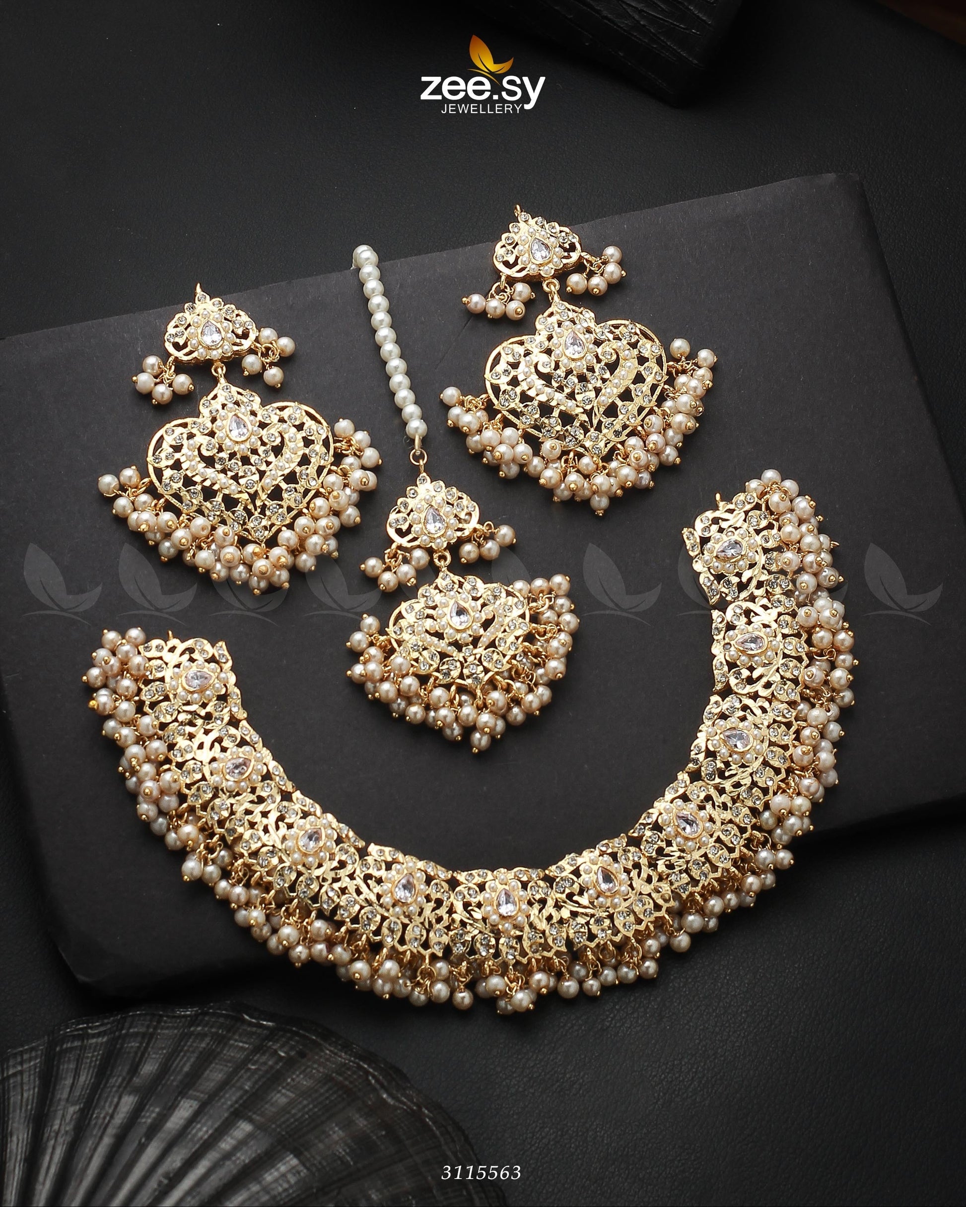 Gracious Necklace Set - House Of Zarish