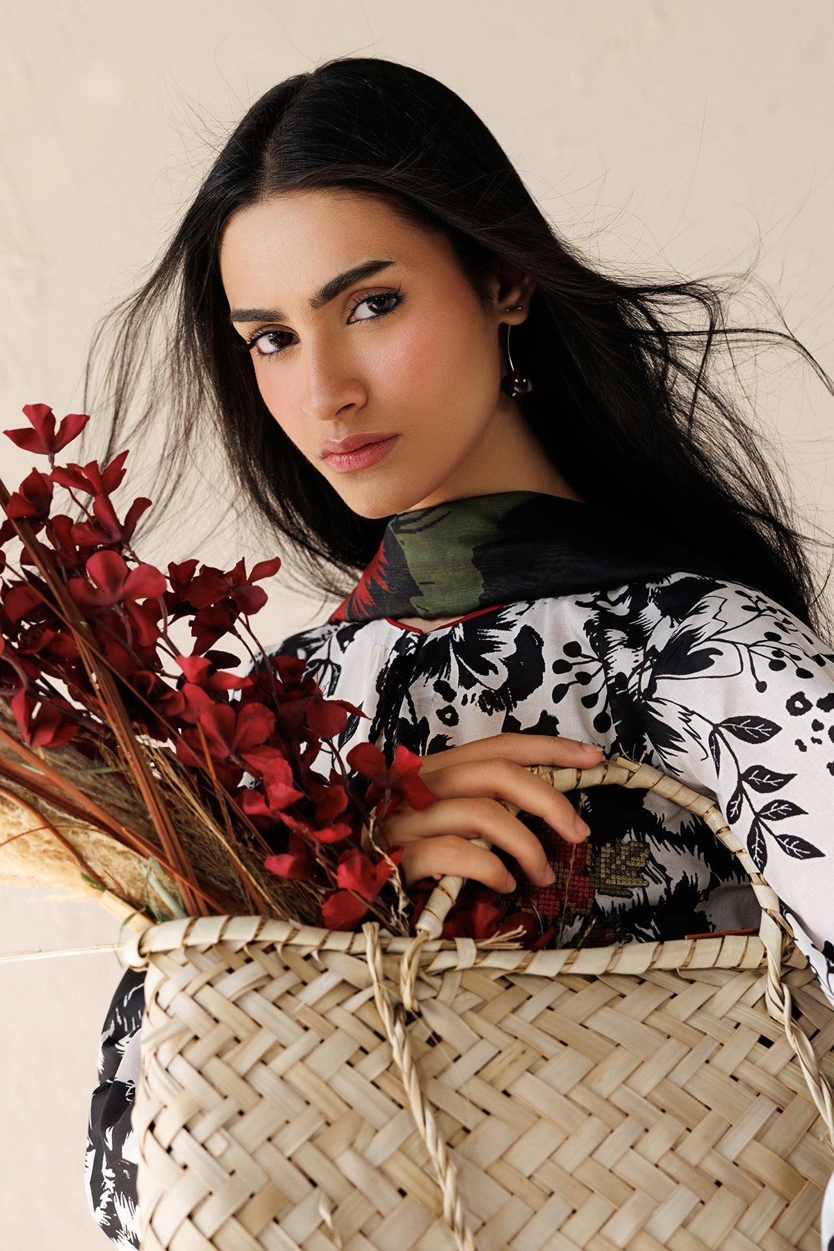Baroque | Embroidered Lawn | SF-4517