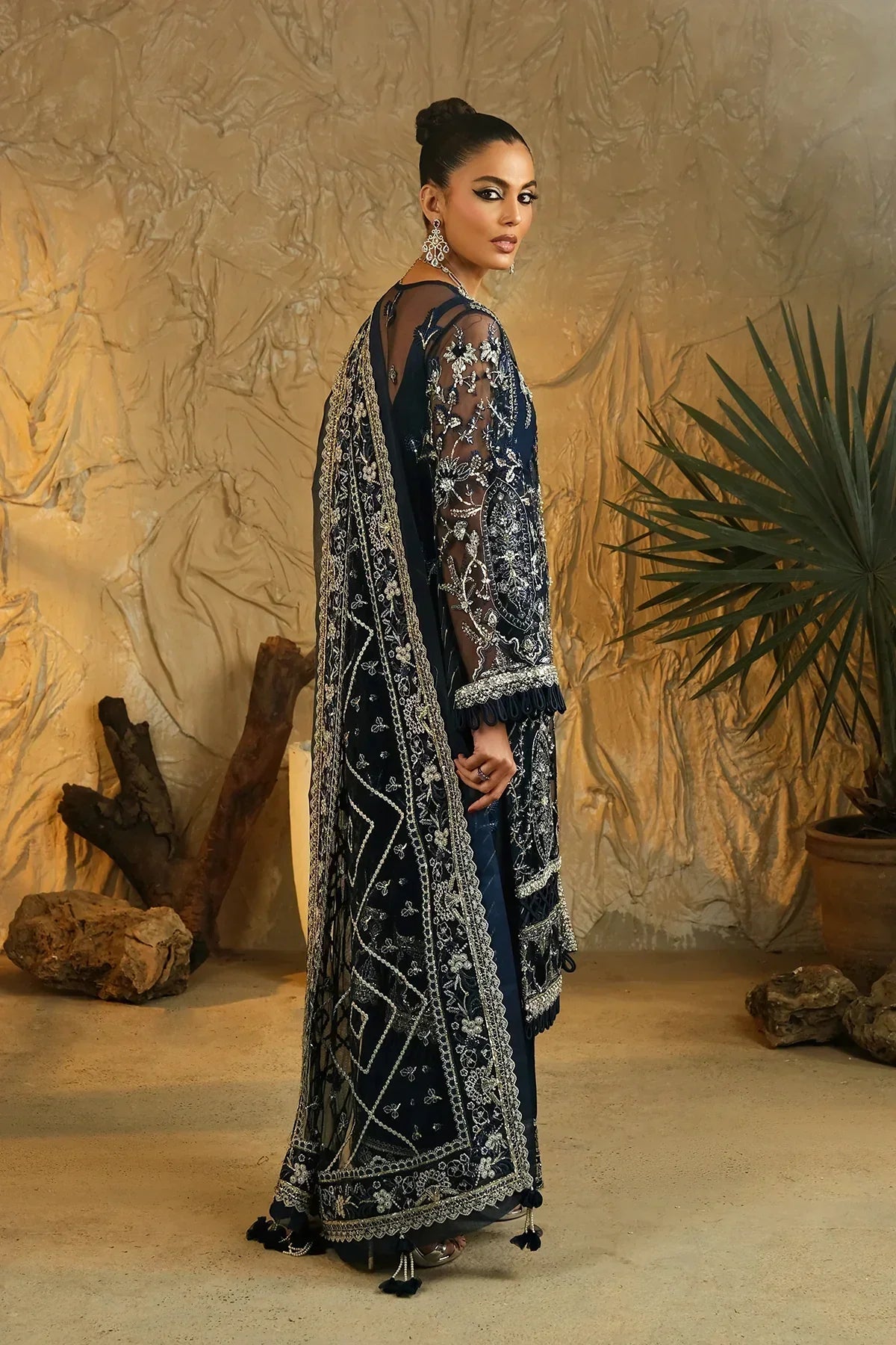 Mina Kashif | Kahani Luxury Formals 23 | Emerald - House Of Anaya