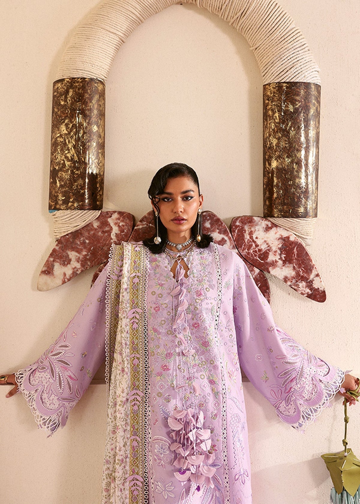 Suffuse | Luxury Lawn 25 | YASMIN