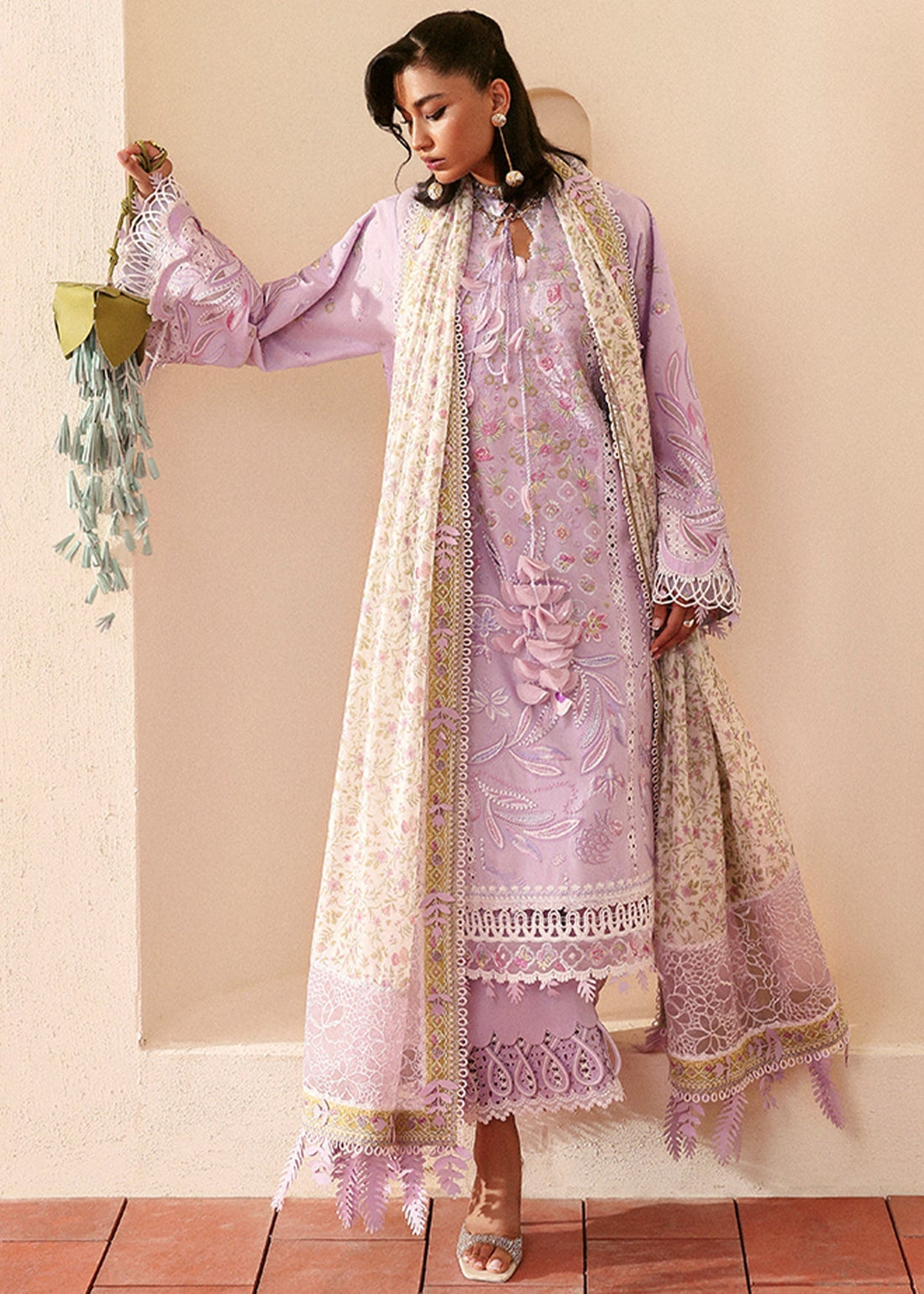 Suffuse | Luxury Lawn 25 | YASMIN
