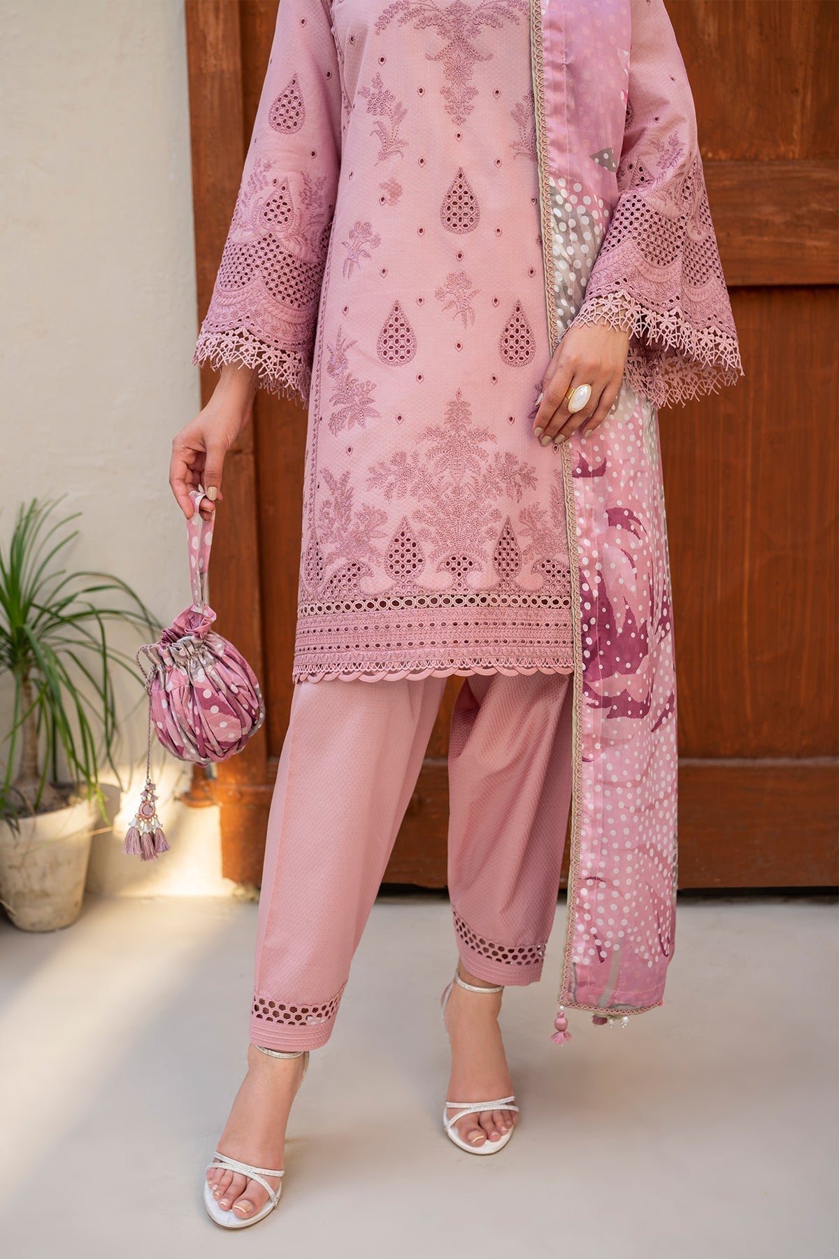 Jazmin | Irish Lawn SS 24 | D1 - House Of Anaya