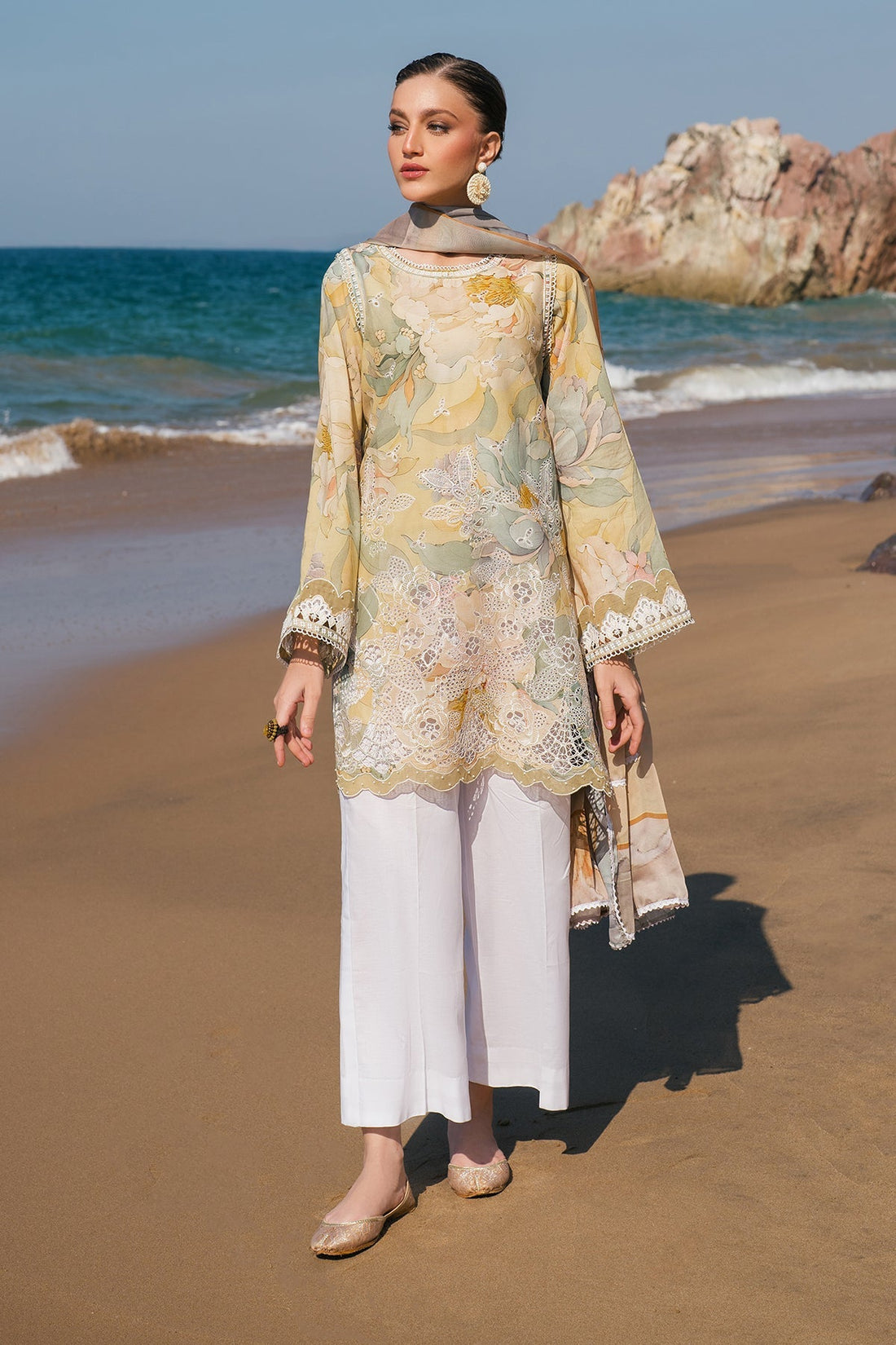 Baroque | Embroidered Lawn | SF-4120