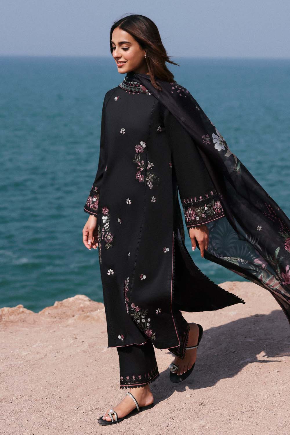 Seran | Afsanah Lawn 25 | ZOYA - House Of Anaya