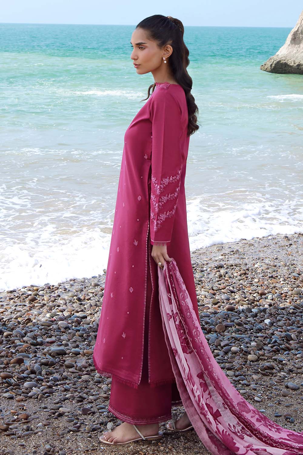 Seran | Afsanah Lawn 25 | ZURI - House Of Anaya