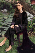 Naqshi | Nuri Khaddar Velvet Marina | Nisma