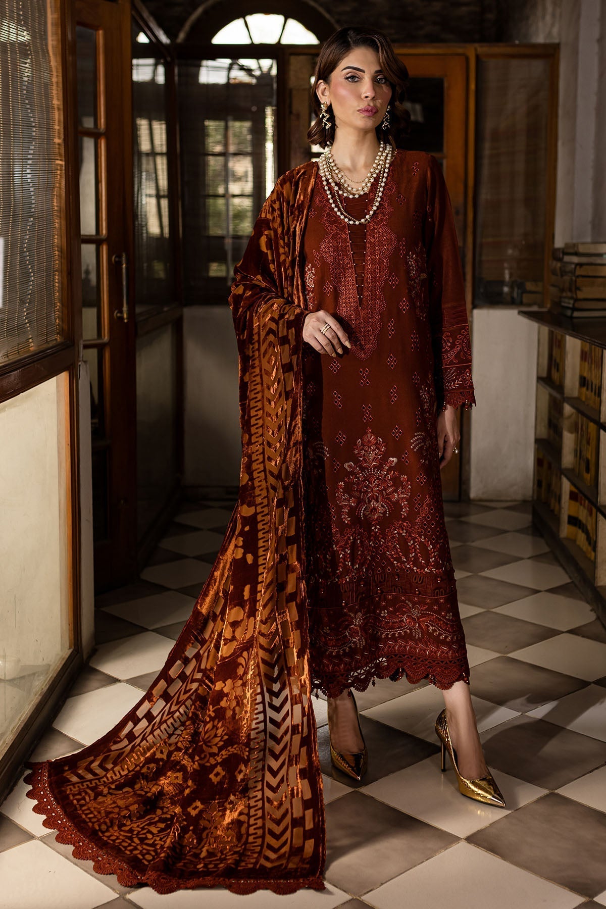 Nureh | Exclusive Shawls |  NE-120