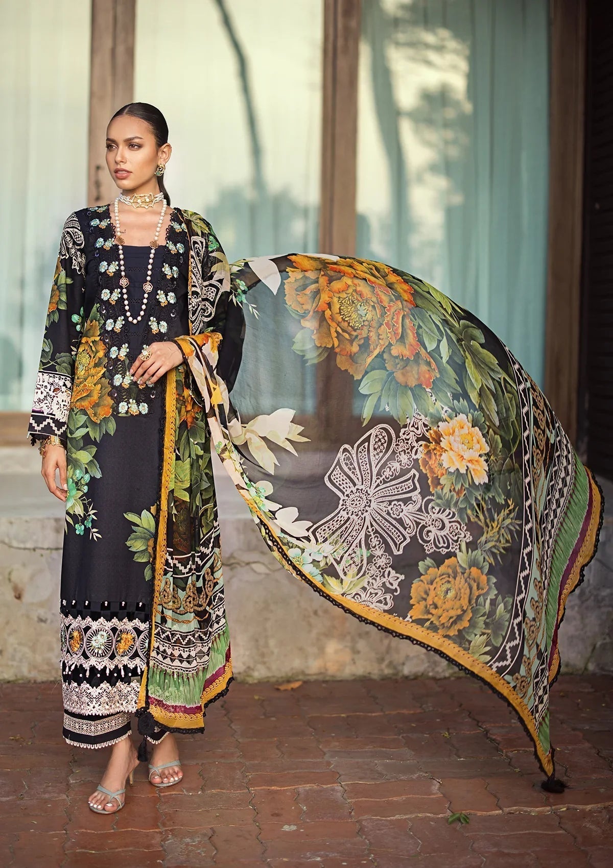 ELAF Signature Embroidered Lawn 3Pc Suit ESL-08B NIGHTFALL