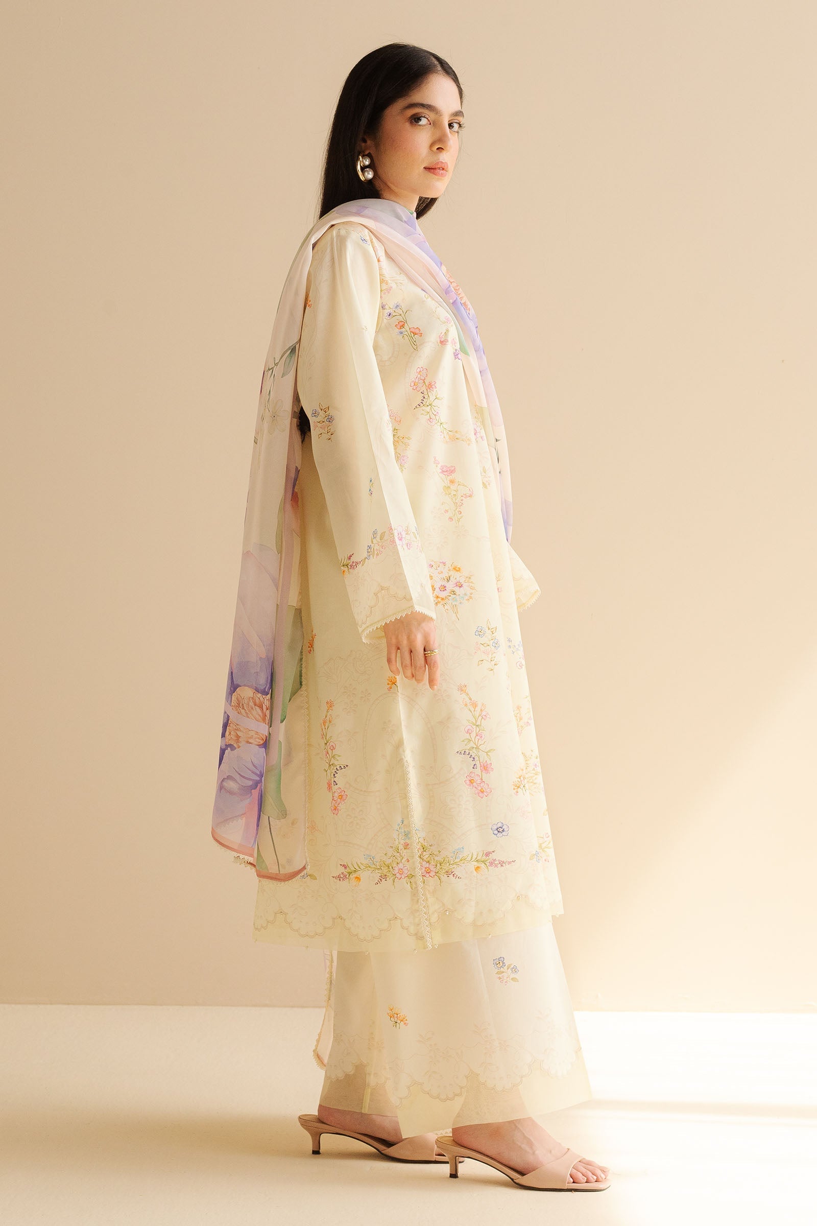 Zara Shahjahan | Coco Prints | Aria-3B