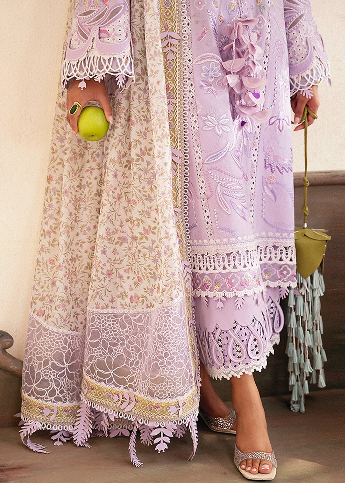 Suffuse | Luxury Lawn 25 | YASMIN