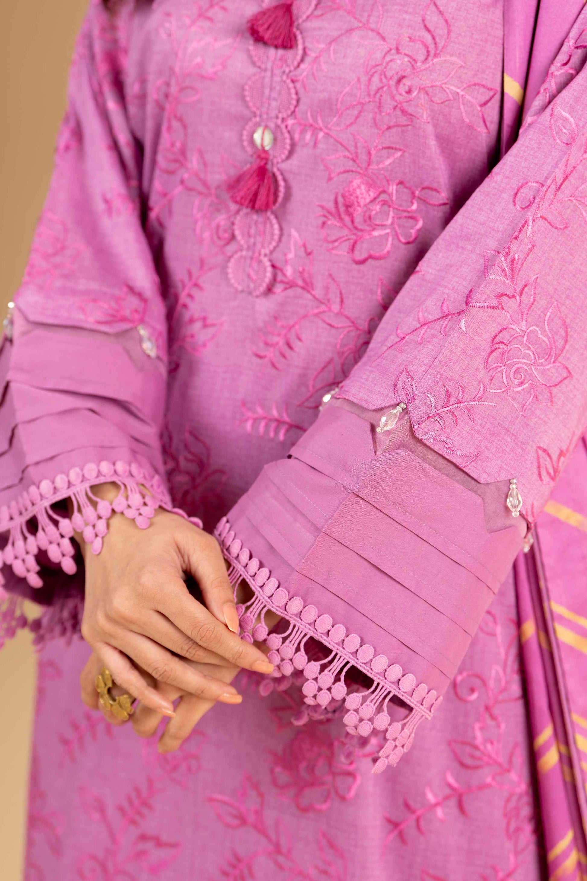 Nishat | Cross Season Edit | 42401822-1 - House of Zarish