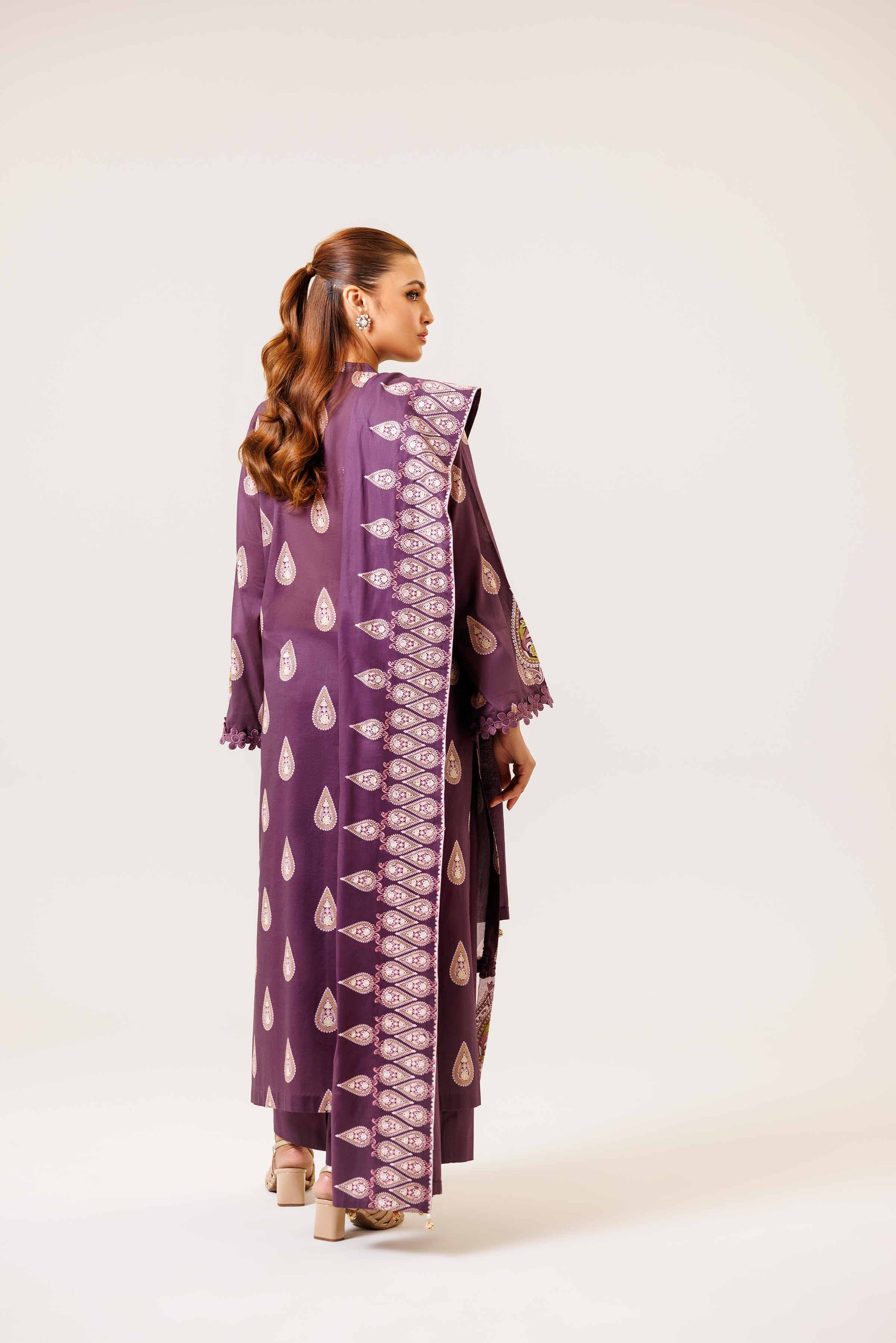 Nishat | Cross Season Edit | 42401986-1 - House of Zarish