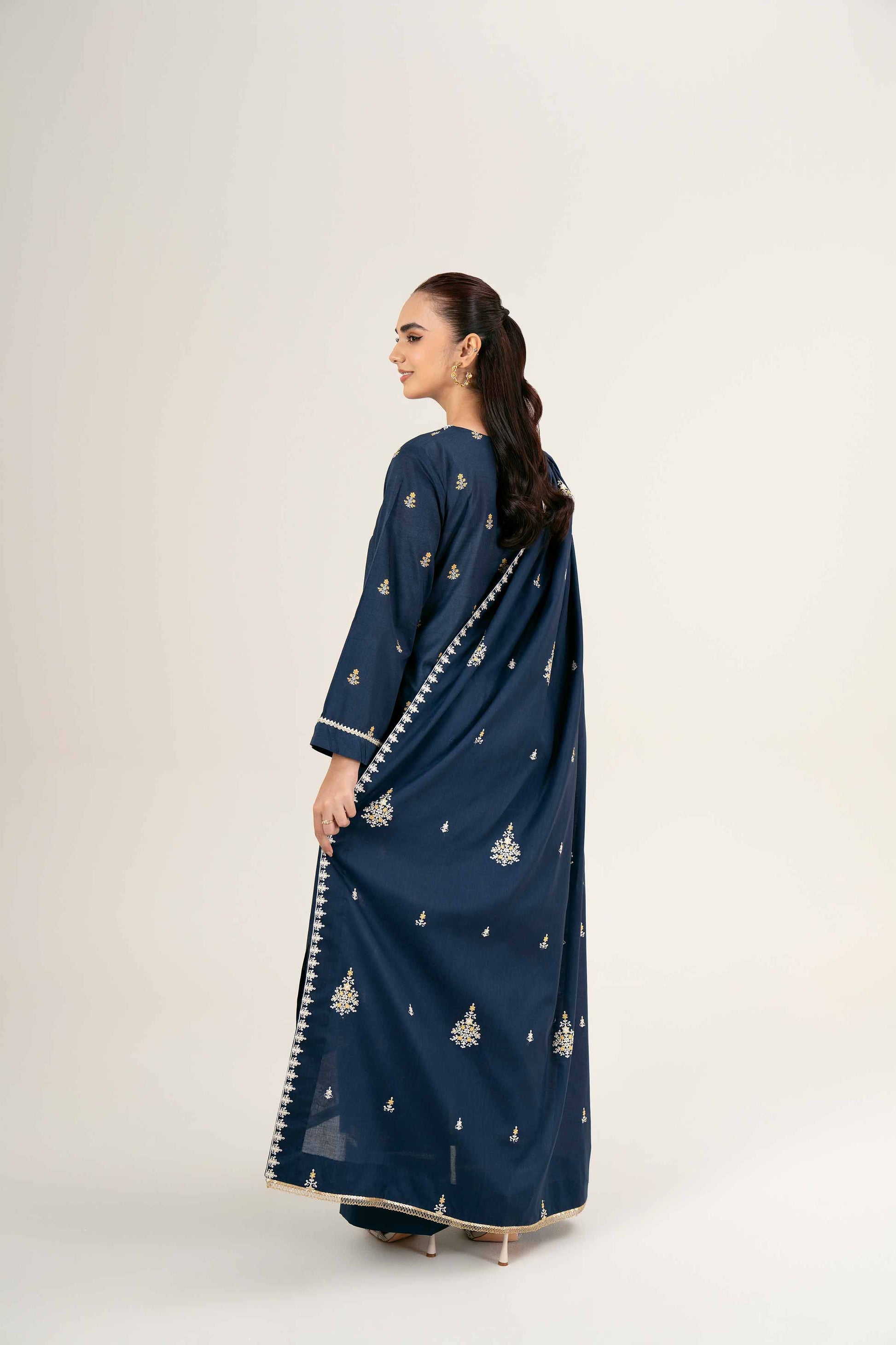 Nishat | Cross Season Edit | 42401989-1 - House of Zarish