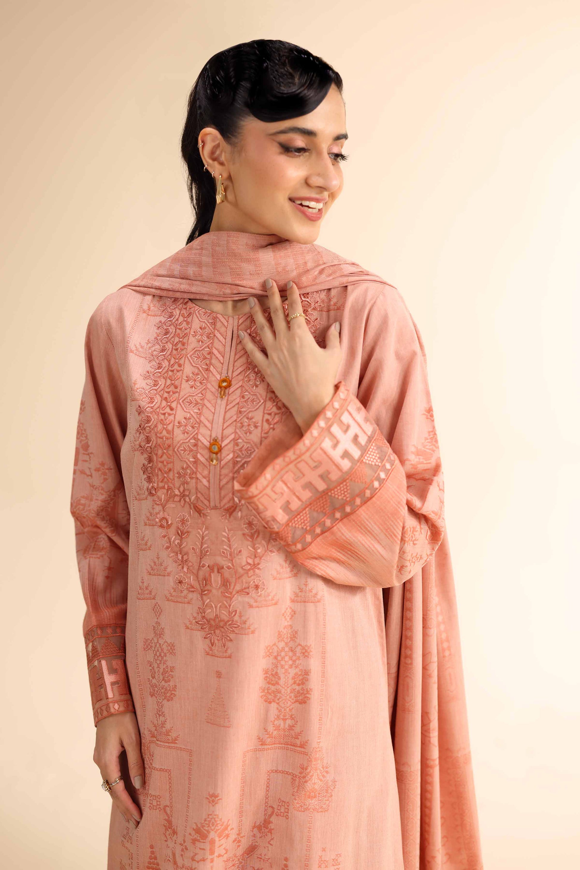 Nishat | Cross Season Edit | 42501049 - House of Zarish