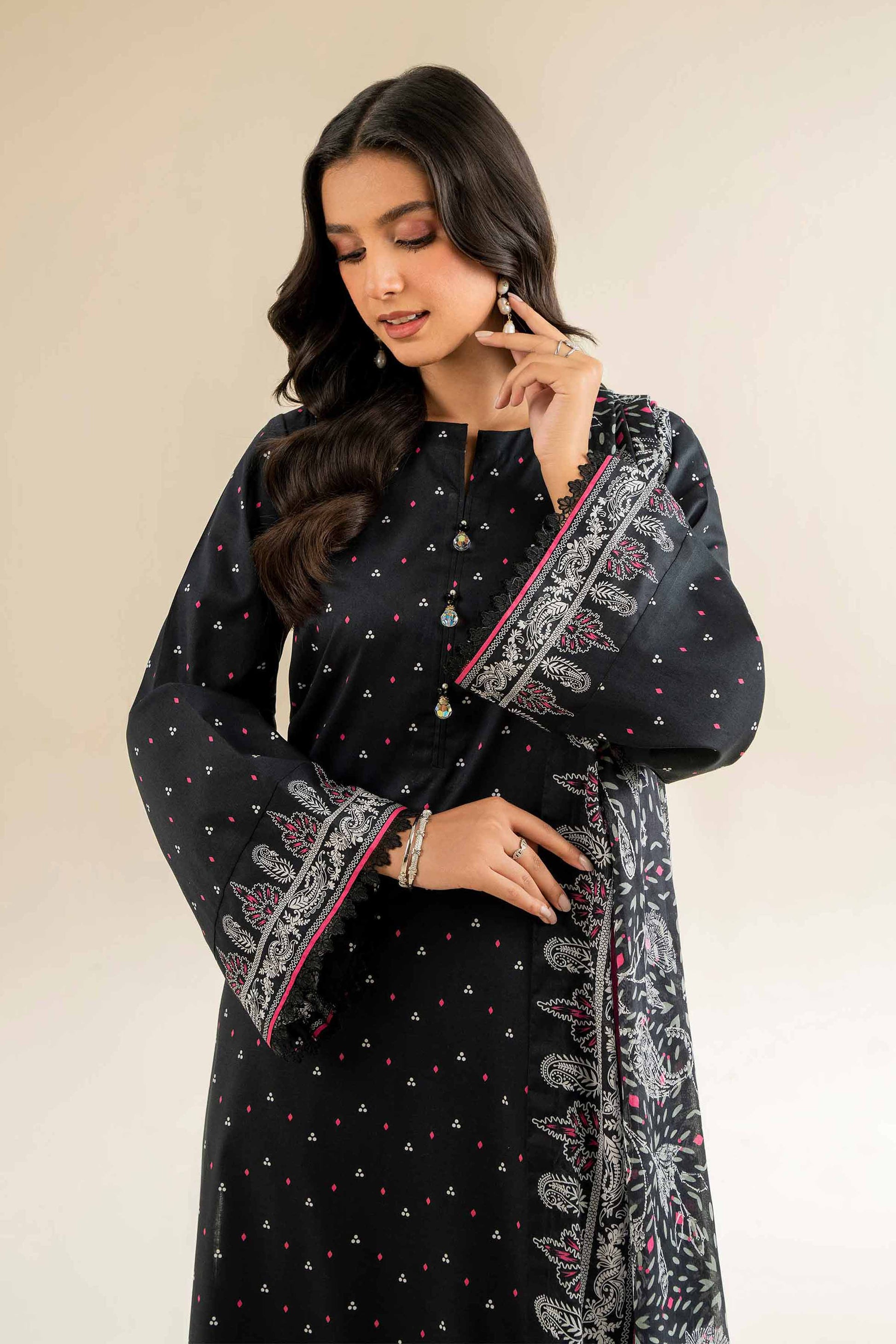 Nishat | Cross Season Edit | 42501067 - House of Zarish