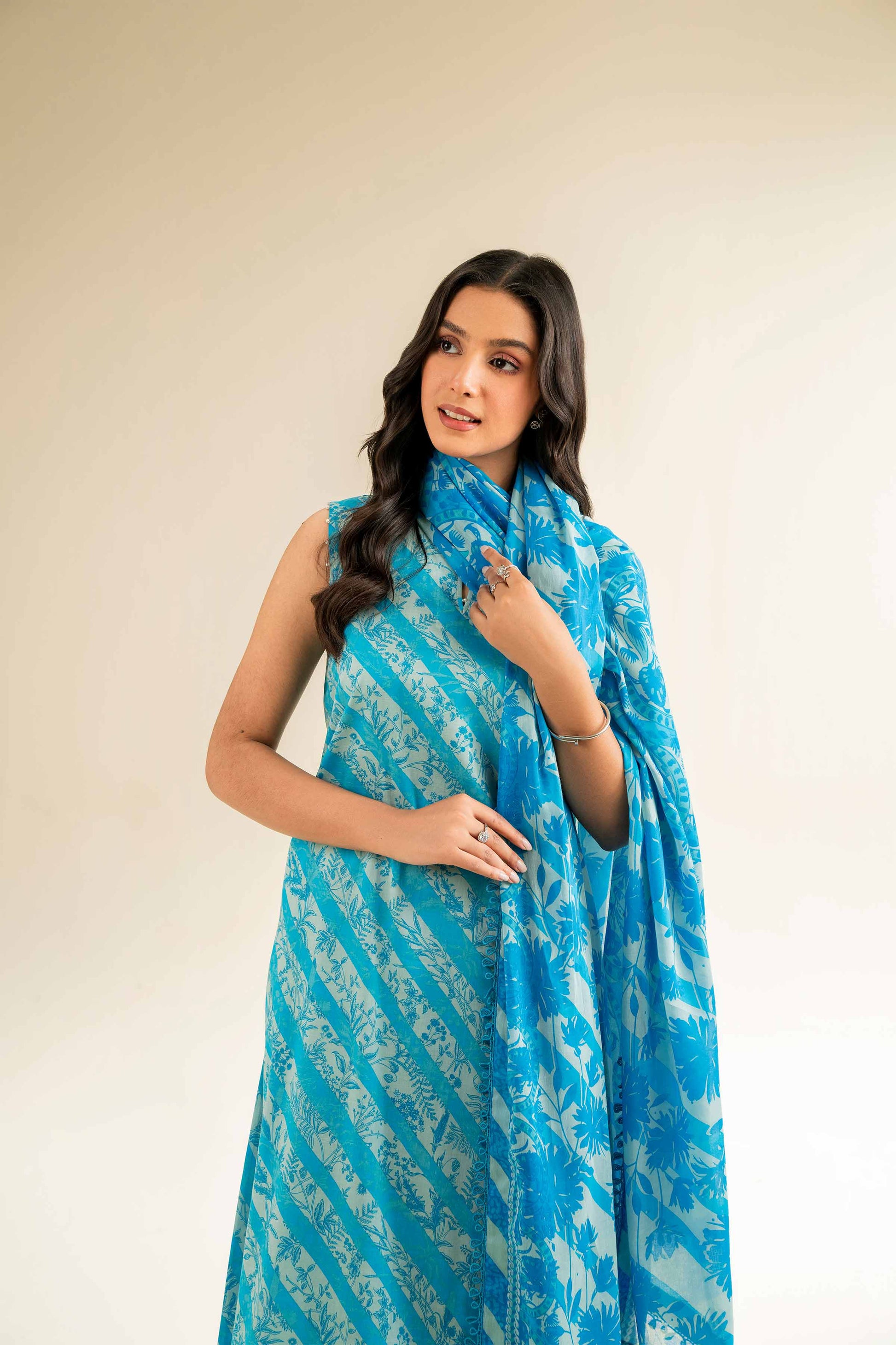 Nishat | Cross Season Edit | 42501068 - House of Zarish
