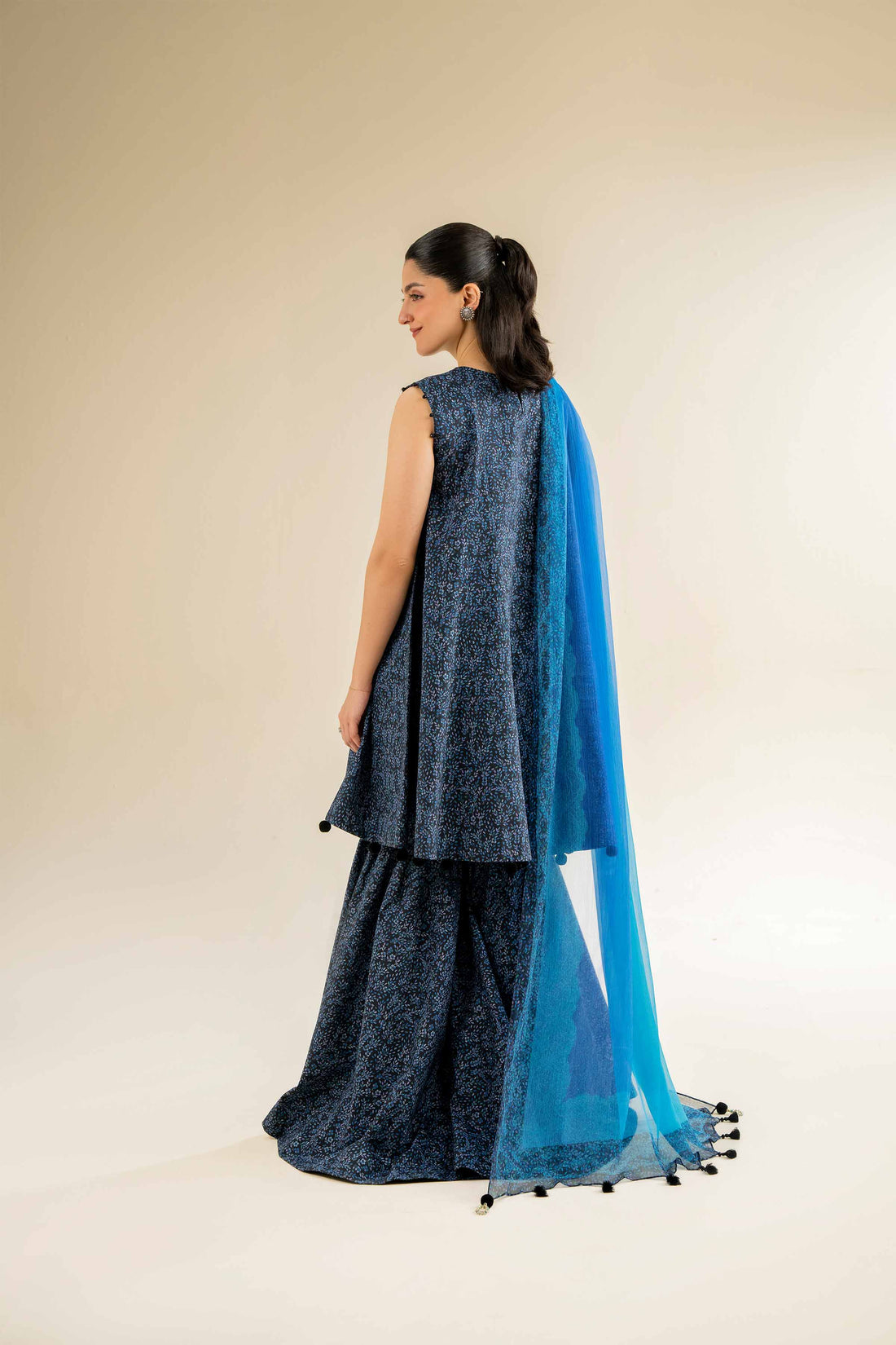 Nishat | Cross Season Edit | 42501084 - House of Zarish