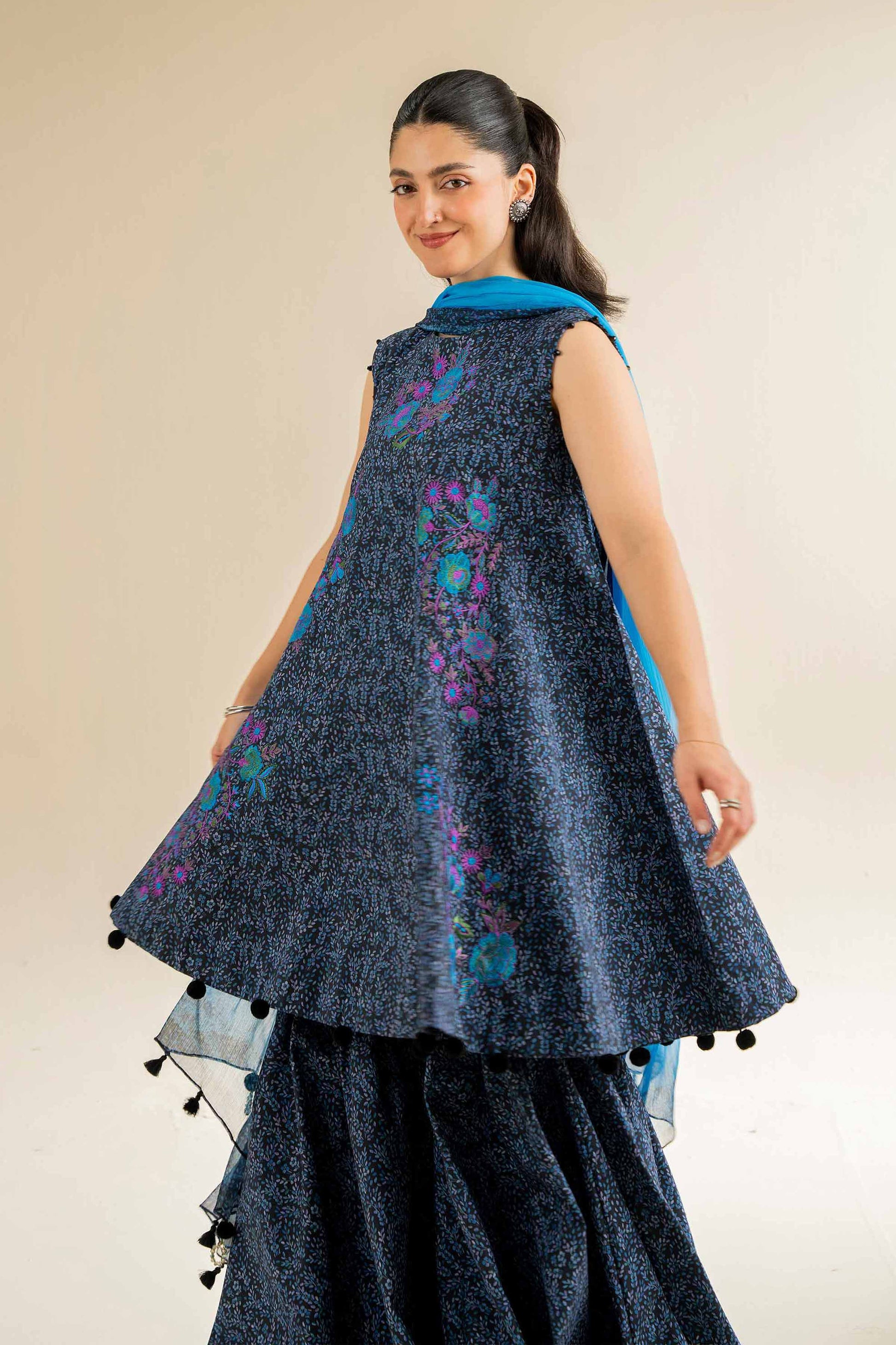 Nishat | Cross Season Edit | 42501084 - House of Zarish