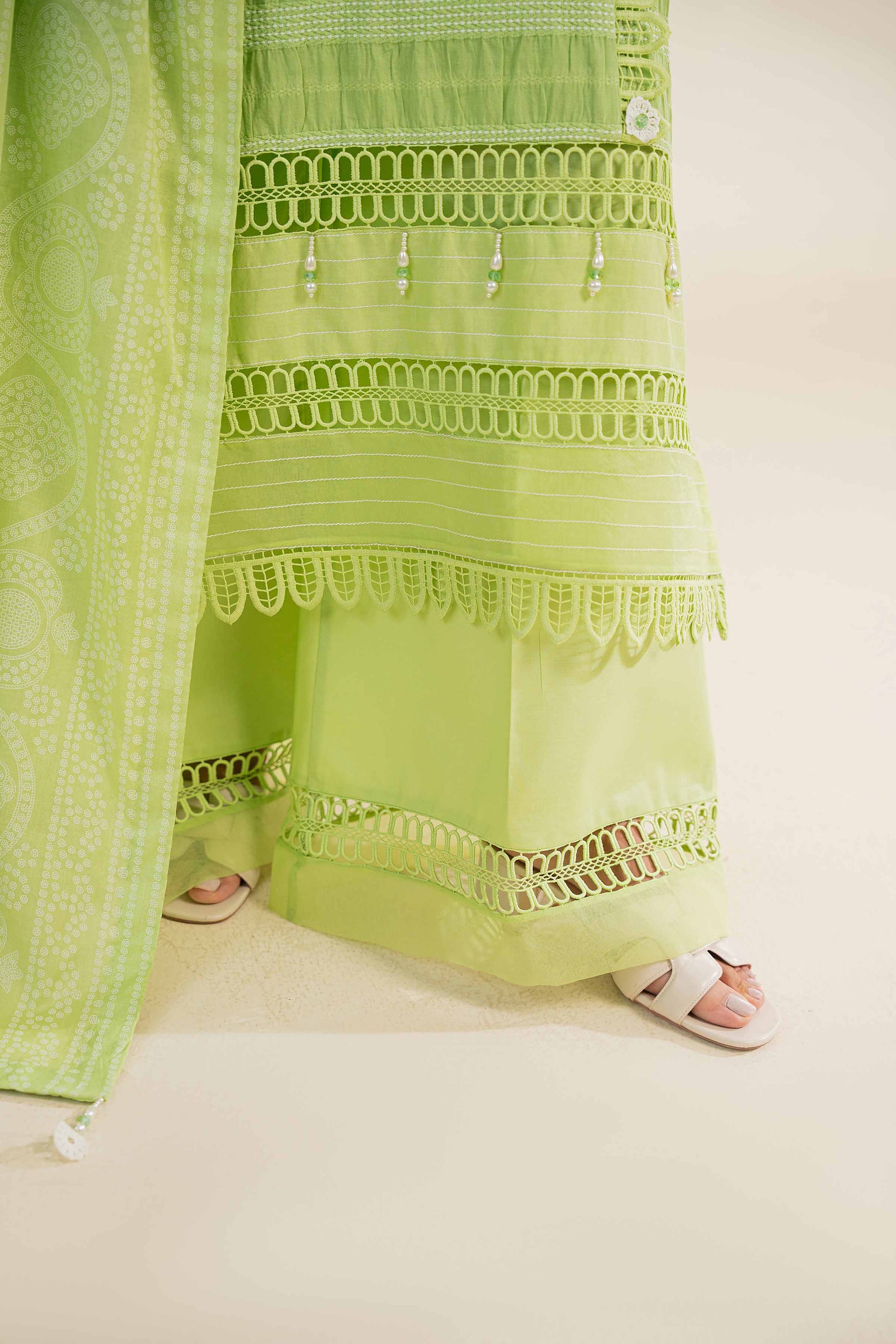 Nishat | Cross Season Edit | 42501109 - House of Zarish