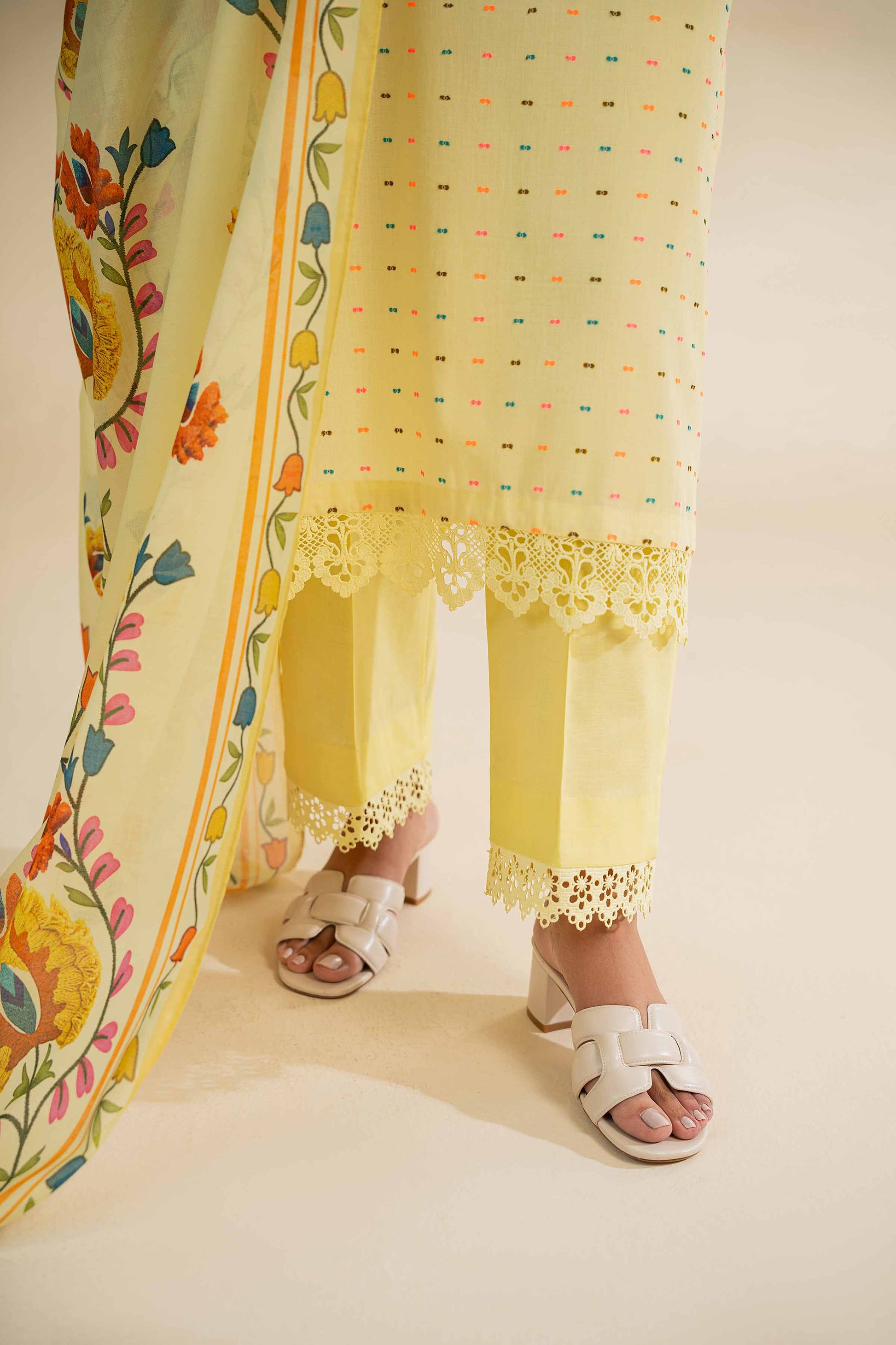 Nishat | Cross Season Edit | 42501111 - House of Zarish