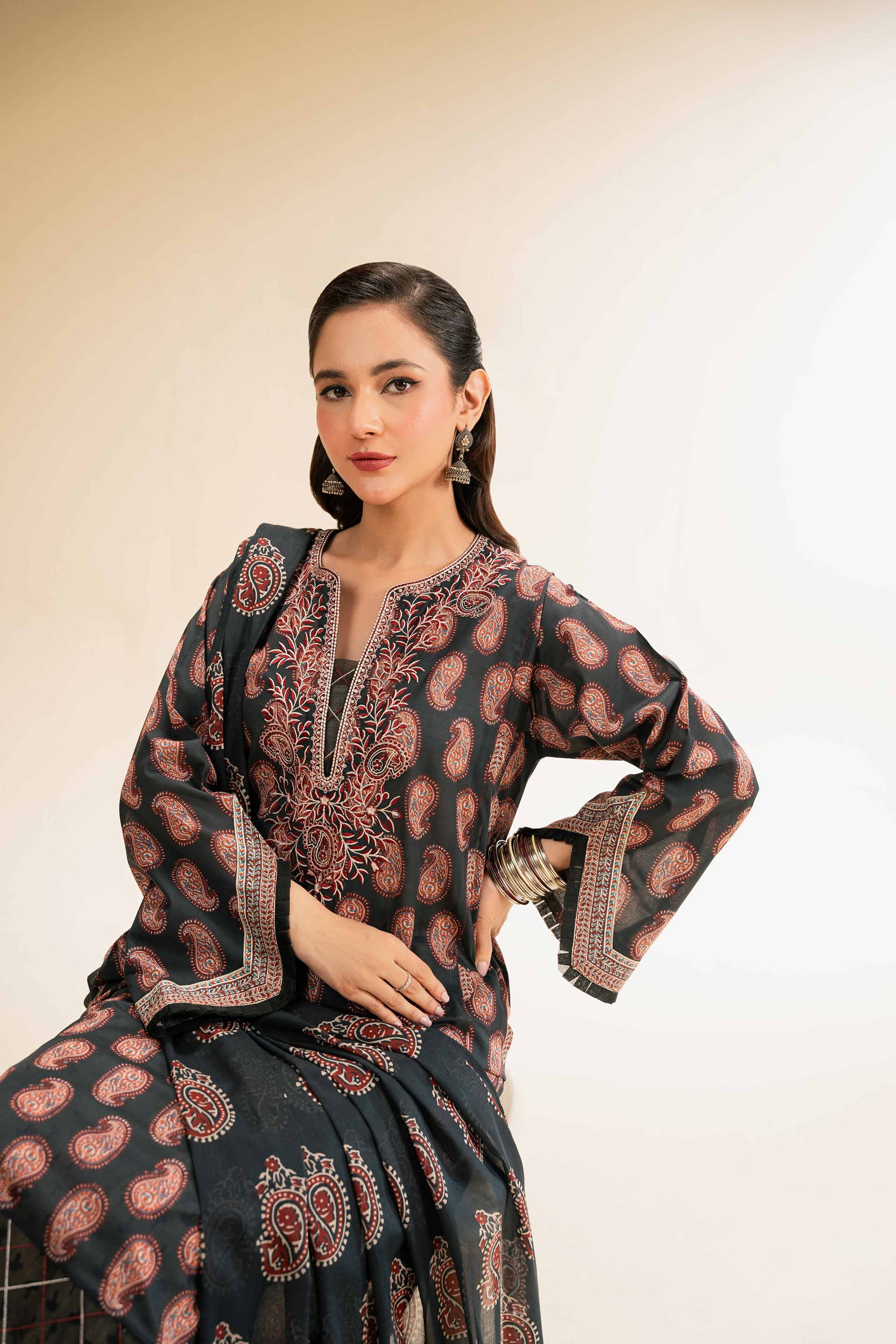 Nishat | Cross Season Edit | 42519175 - House of Zarish