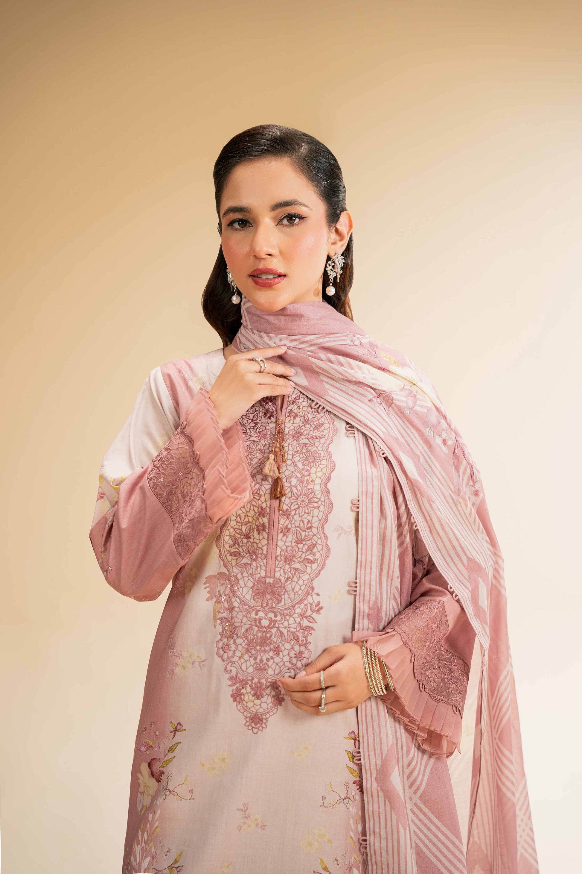 Nishat | Cross Season Edit | 42519176 - House of Zarish