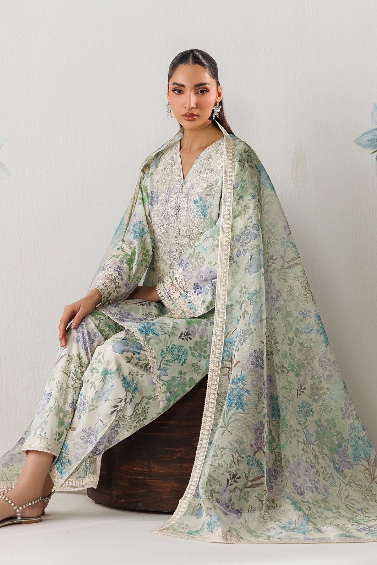 Baroque | Embroidered Lawn | SF-4417