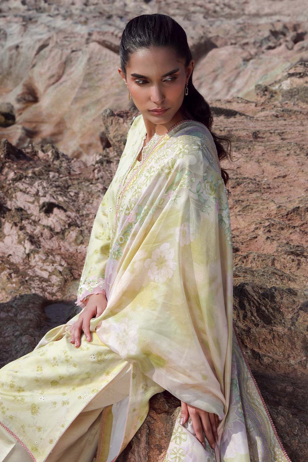 Seran | Afsanah Lawn 25 | SAHAR - House Of Anaya