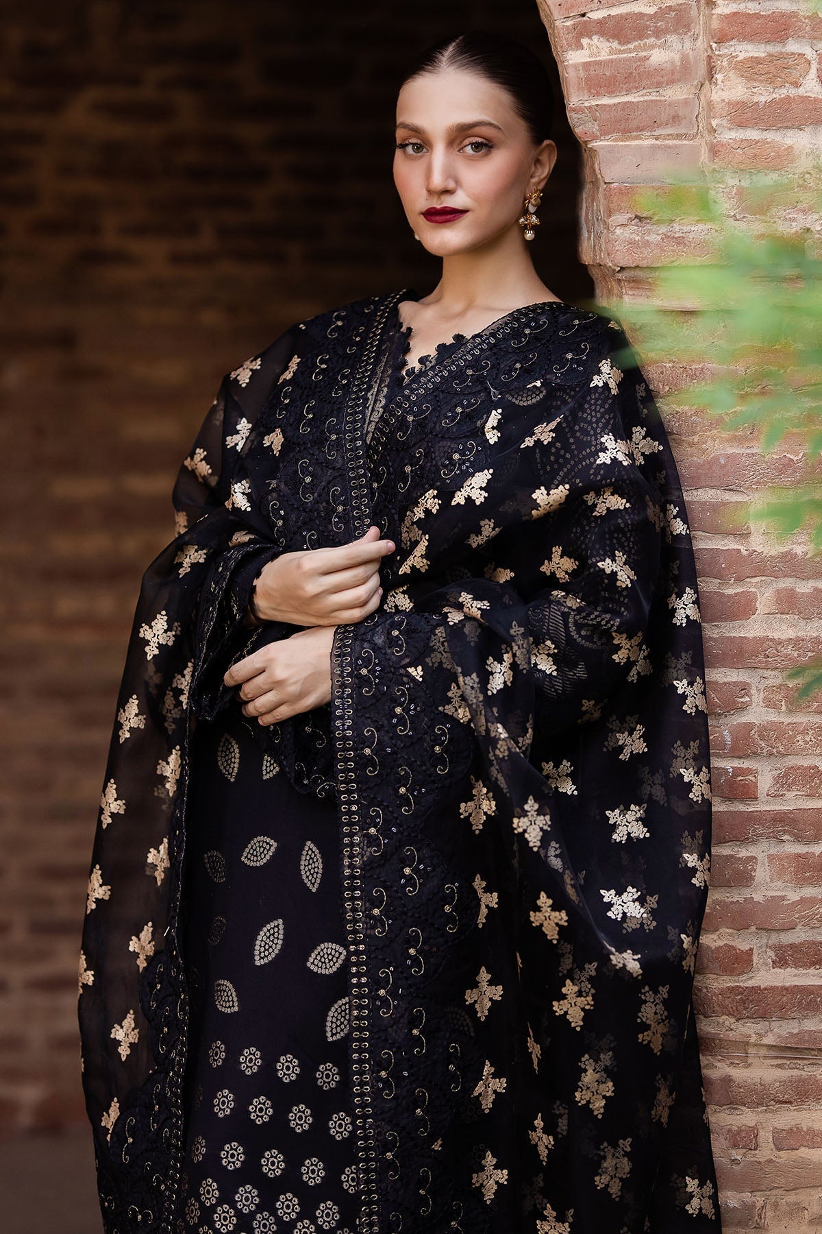 Nureh | Maya Jacquard | NJ-100