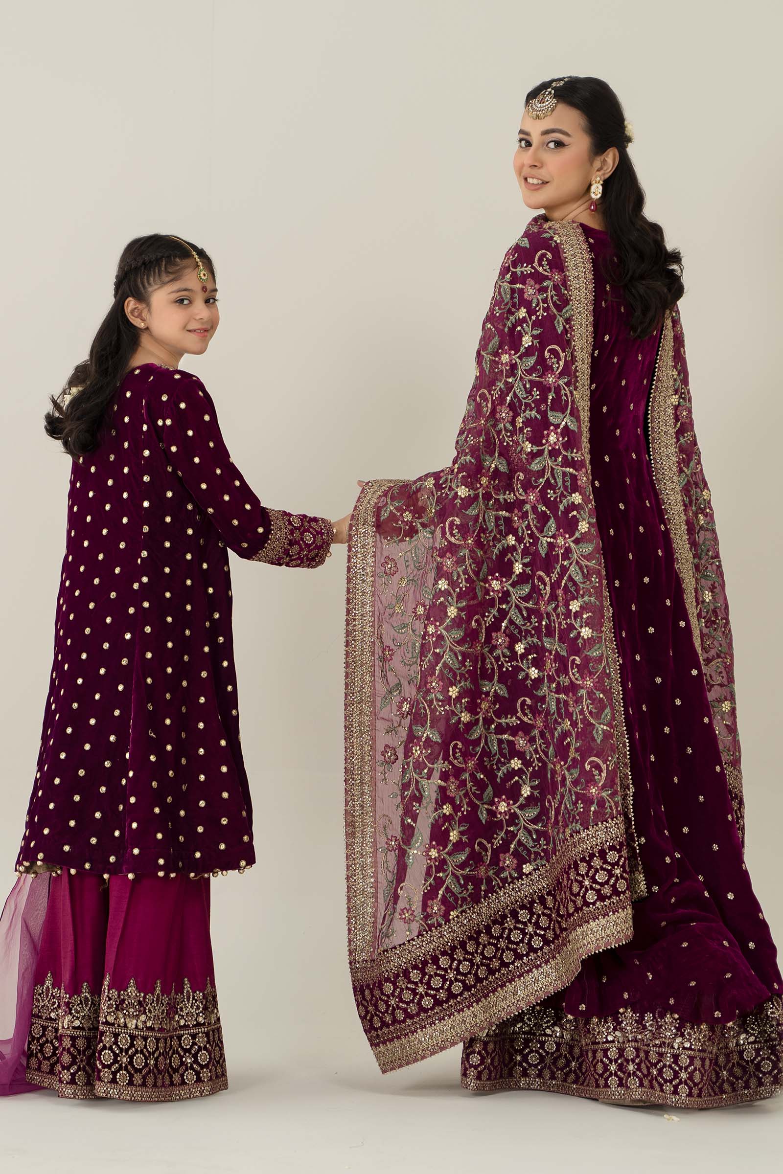 Maria B | 3 Piece Embroidered Velvet Suit | MKS-W24-38 - Libasekhas