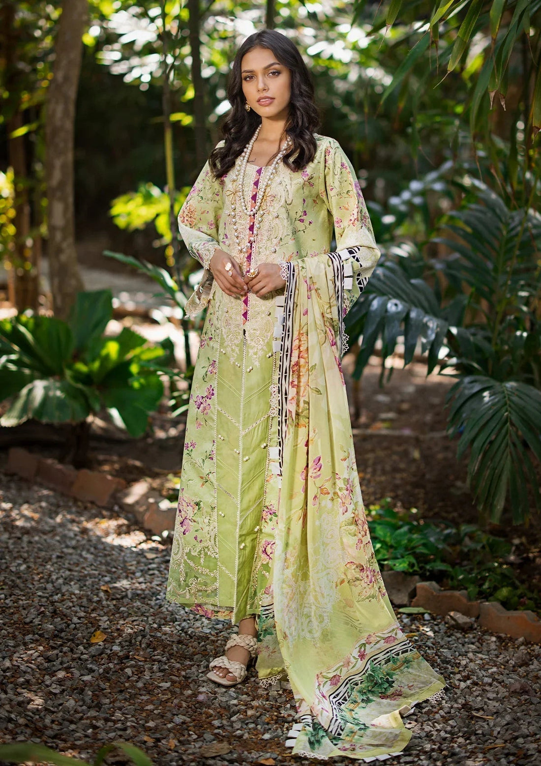 ELAF Signature Embroidered Lawn 3Pc Suit ESL-03B CLARISSE