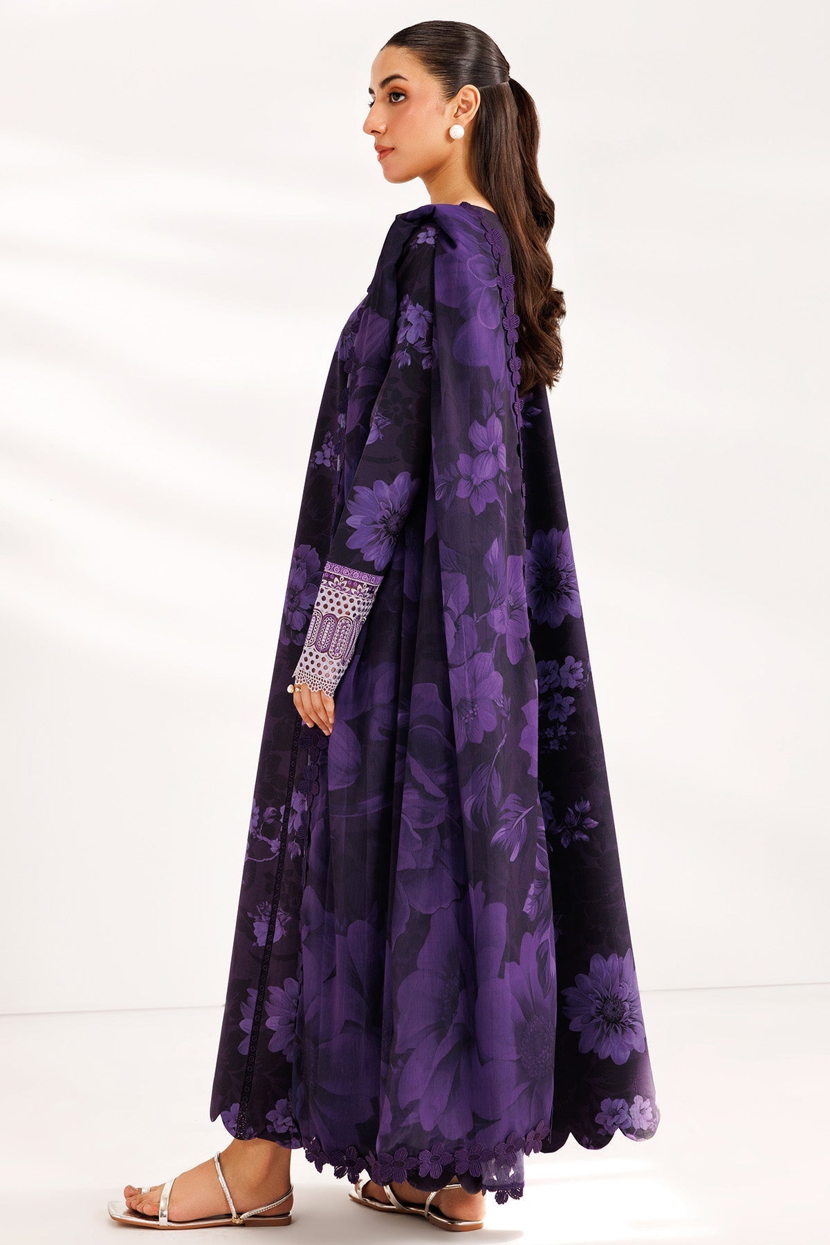 Violet Breeze
