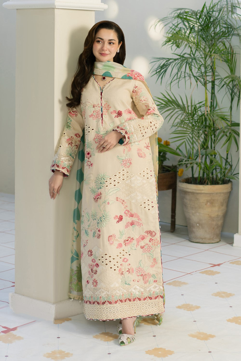 Maryum N Maria | Luxury Lawn 25 | AEISHA - MS50109 - House Of Anaya