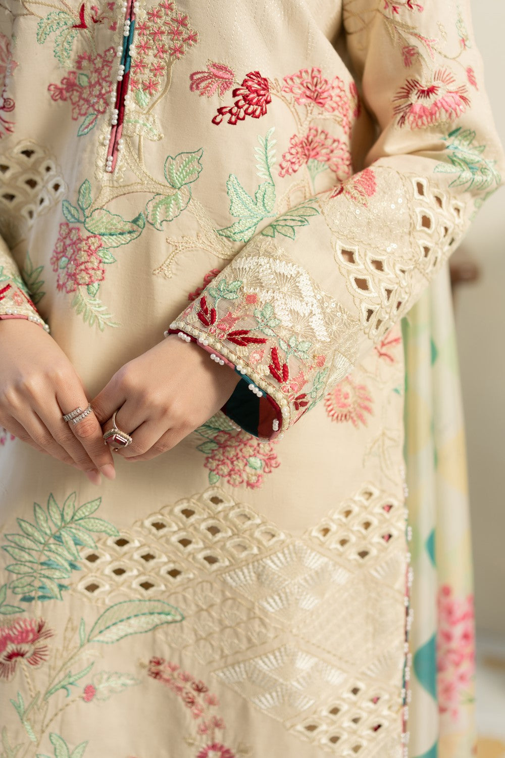 Maryum N Maria | Luxury Lawn 25 | AEISHA - MS50109 - House Of Anaya