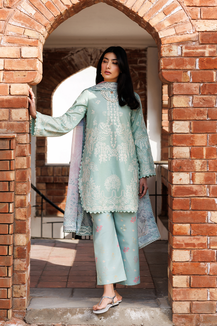 Emaan Adeel | Mirabelle Festive Luxury Lawn | ISOLDE