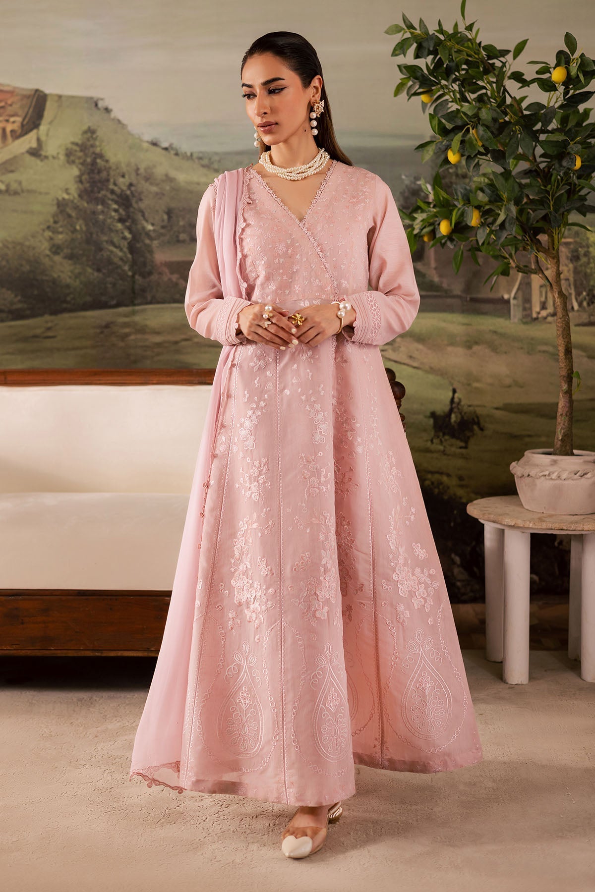 Nureh | Shades of Winter | NP-670