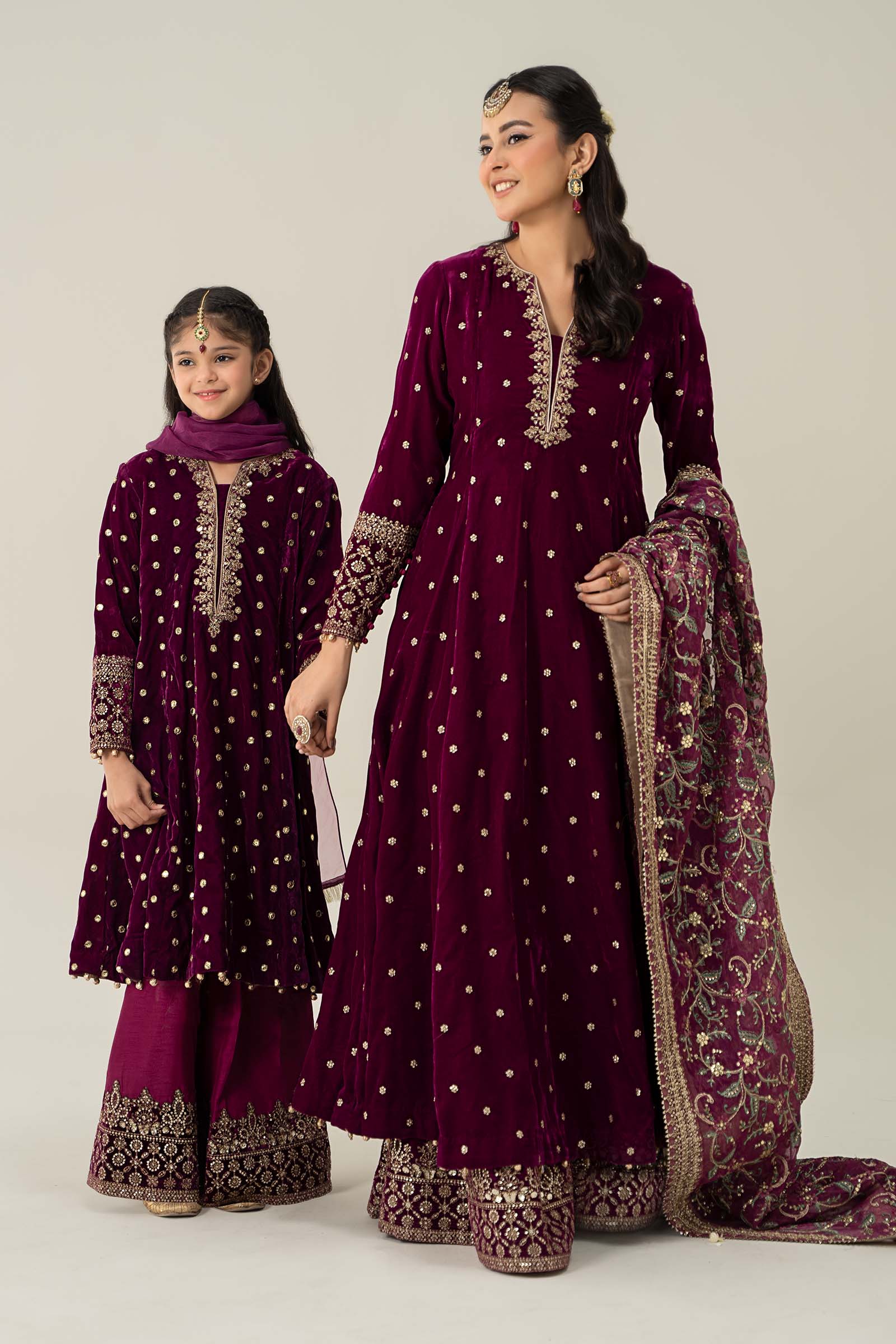 Maria B | 3 Piece Embroidered Velvet Suit | MKS-W24-38 - Libasekhas