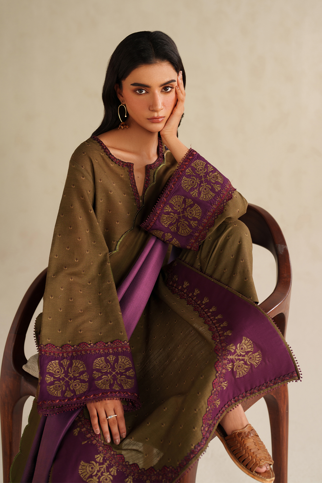 Iznik | Winter Chapter 25 | UE-573 Printed Khaddar