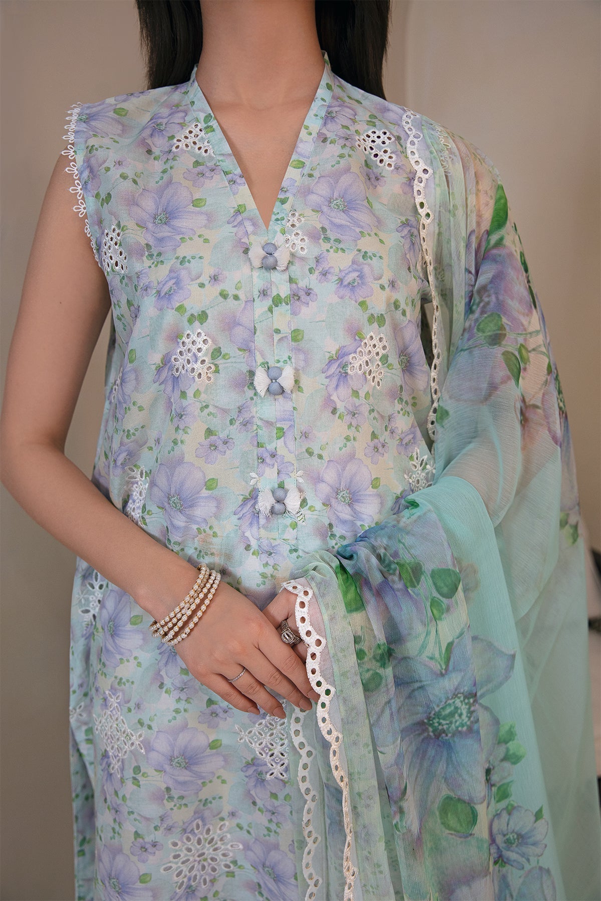 Baroque | Embroidered Lawn | SF-357