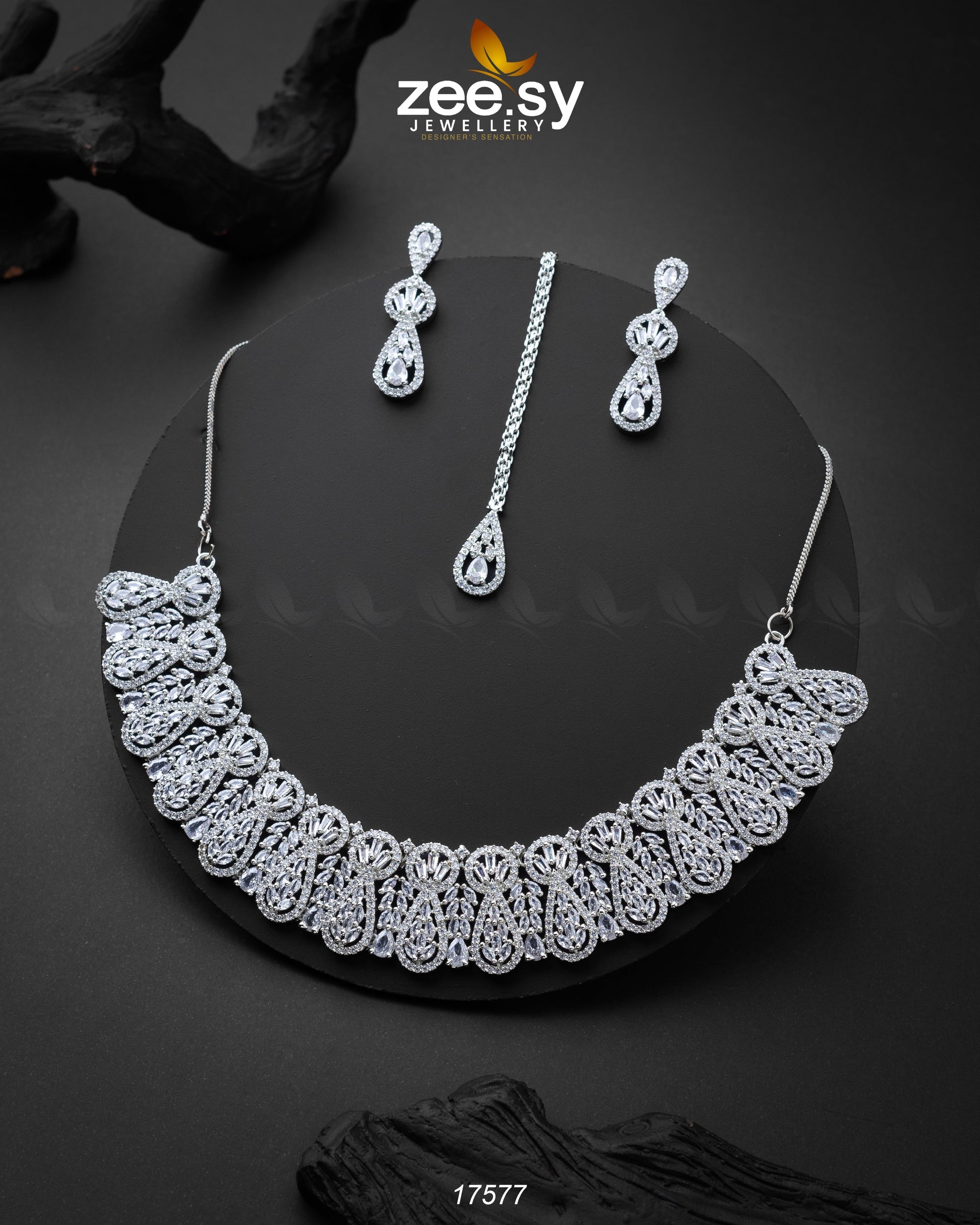 Glitz Necklace - House Of Zarish