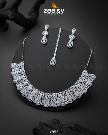 Glitz Necklace - House Of Zarish