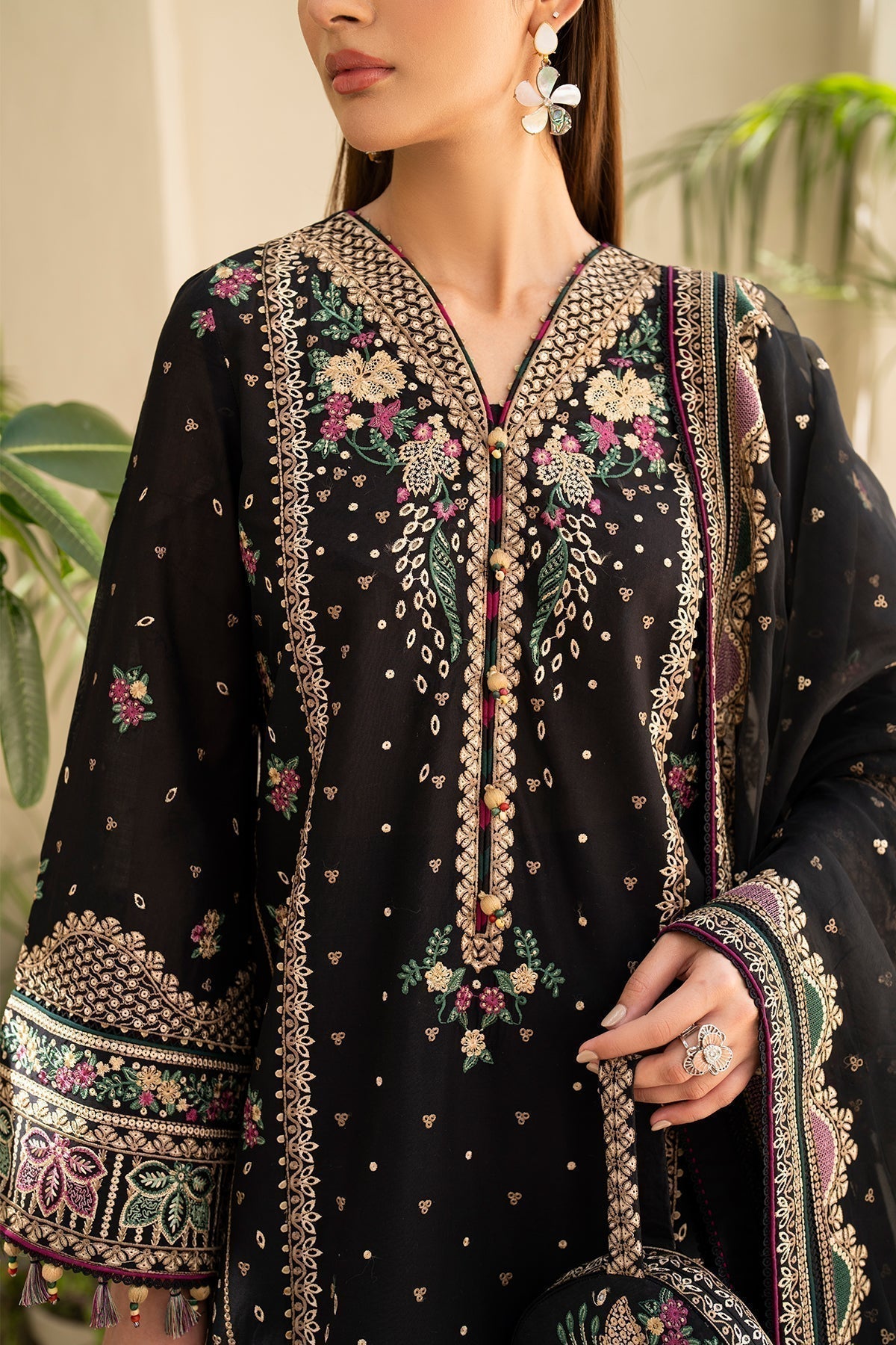 Jazmin | Irish Lawn SS 24 | D4 - House Of Anaya