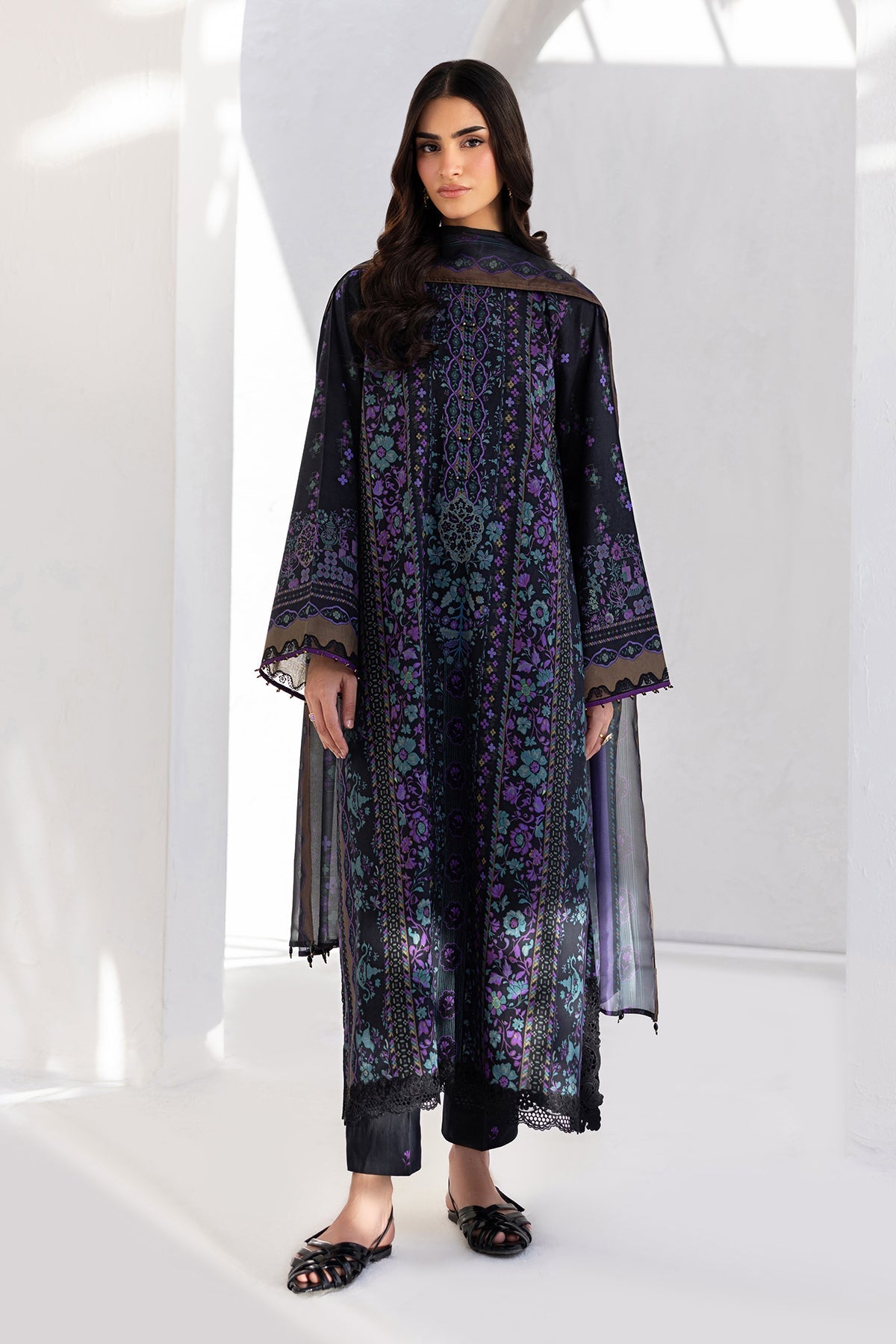 Baroque | Embroidered Lawn | SF-4453