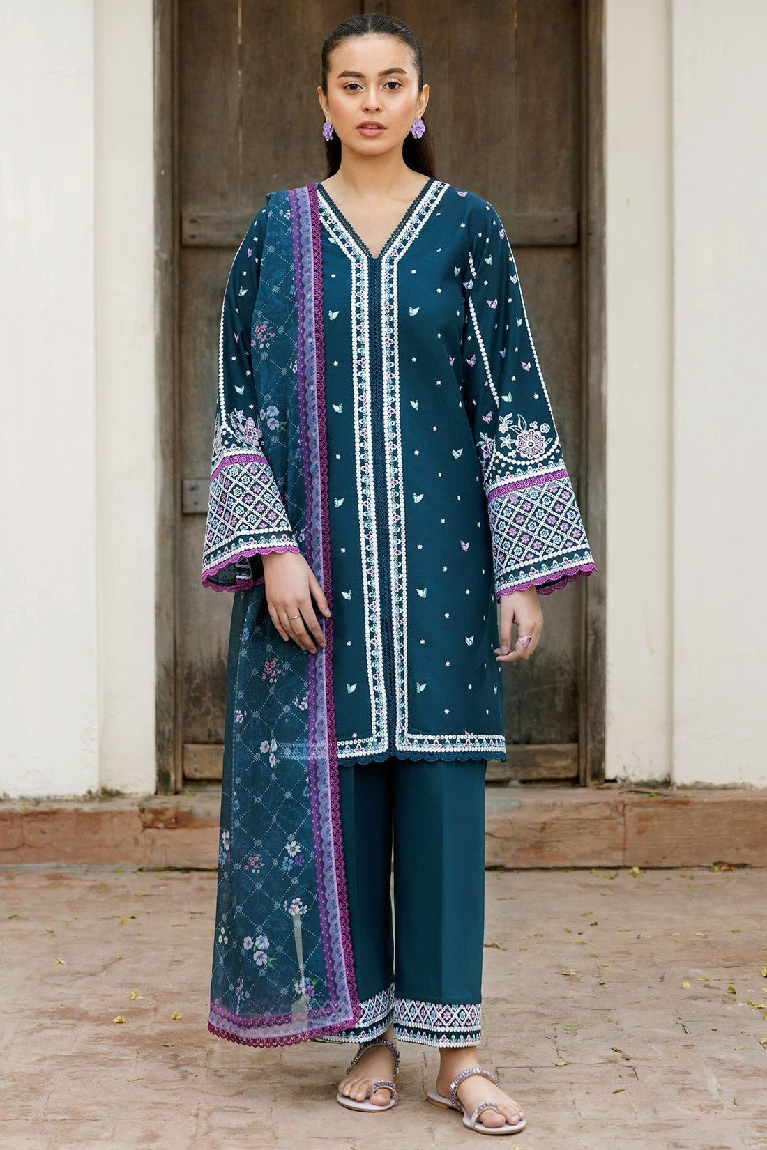 Farasha | Summer Weaves Embroidered Lawn | Blue Allure