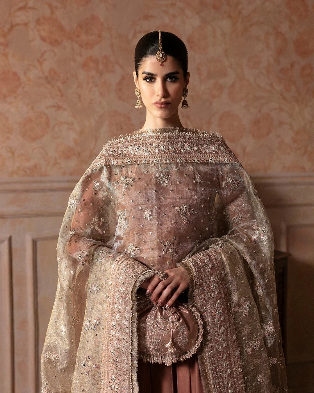Faiza saqlain | Ismene formals | Averna