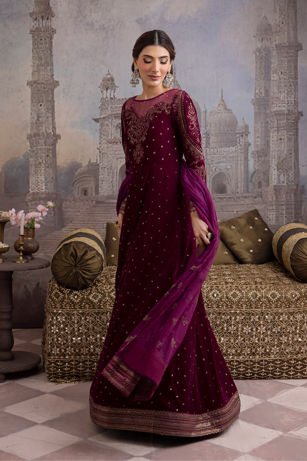 IZNIK | IV-24 RUMMANA - Riwayat-e-khas