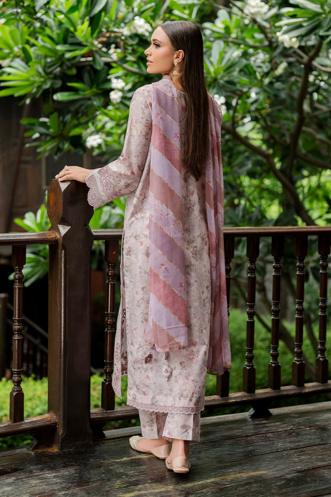 Baroque | Embroidered Lawn | SF-4273