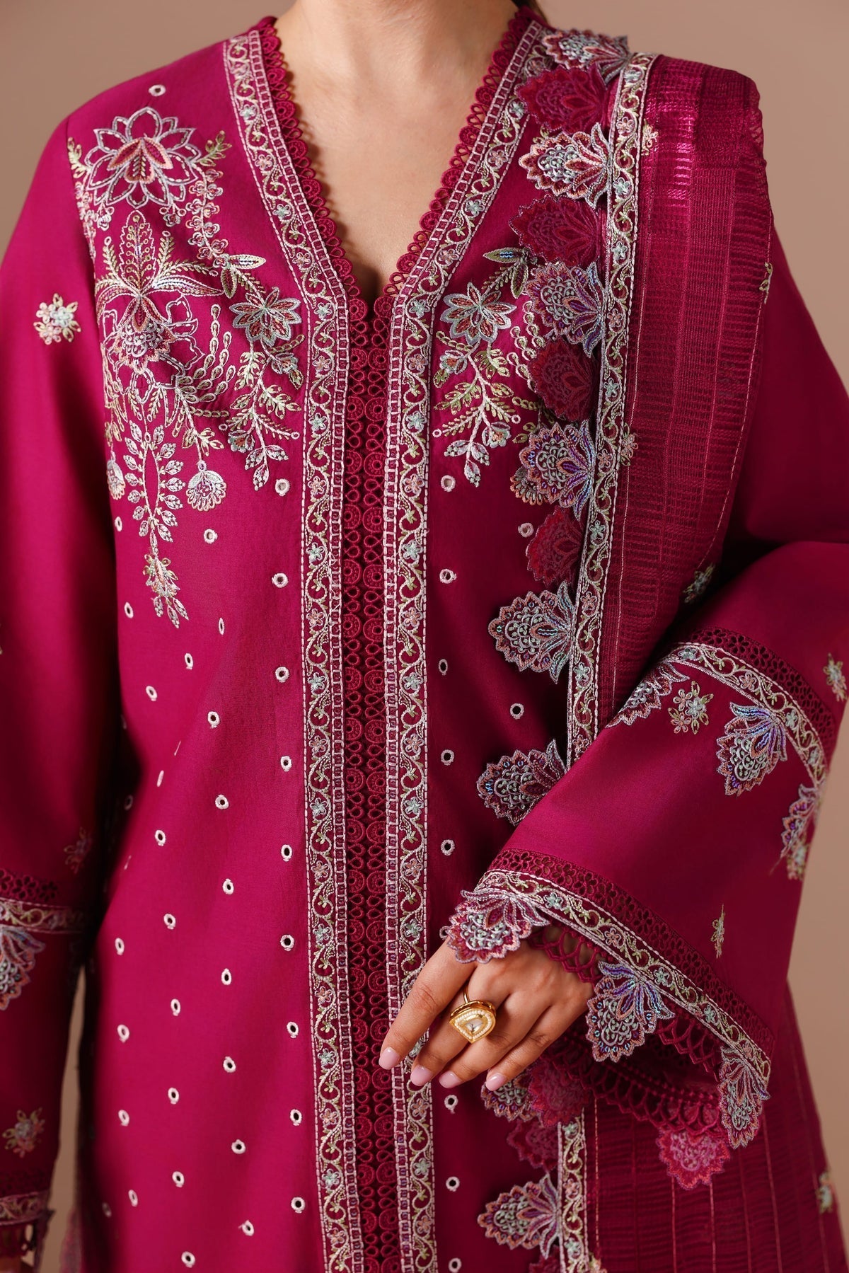 Akbar Aslam | Elan Luxury Lawn 26 | Marjaan