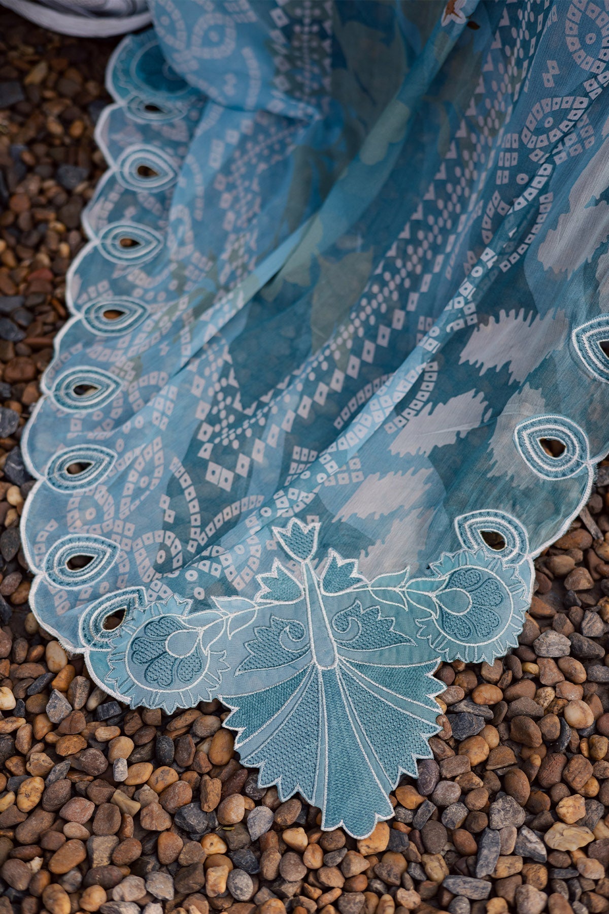 Nureh | Gardenia Lawn 26 | NSG-209